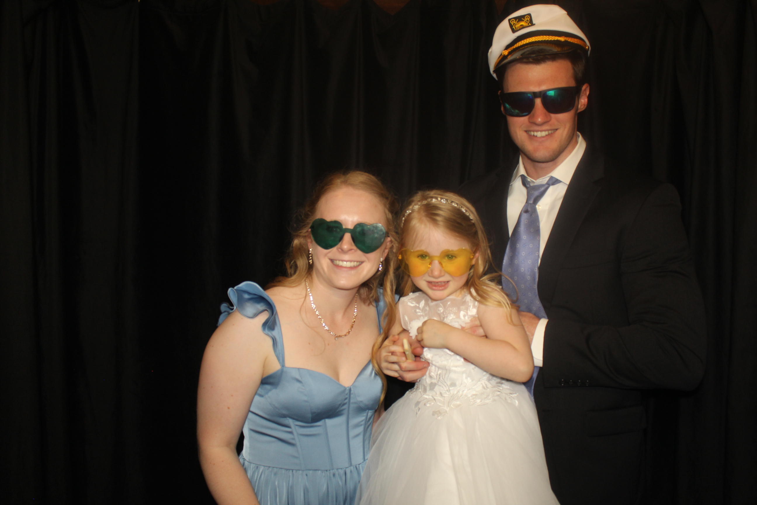 Skylar & Noah Reception | View more photos from the event at gallery.photoboothcincy.com/u/PhotoBoothCincy/Skylar-Noah-Reception