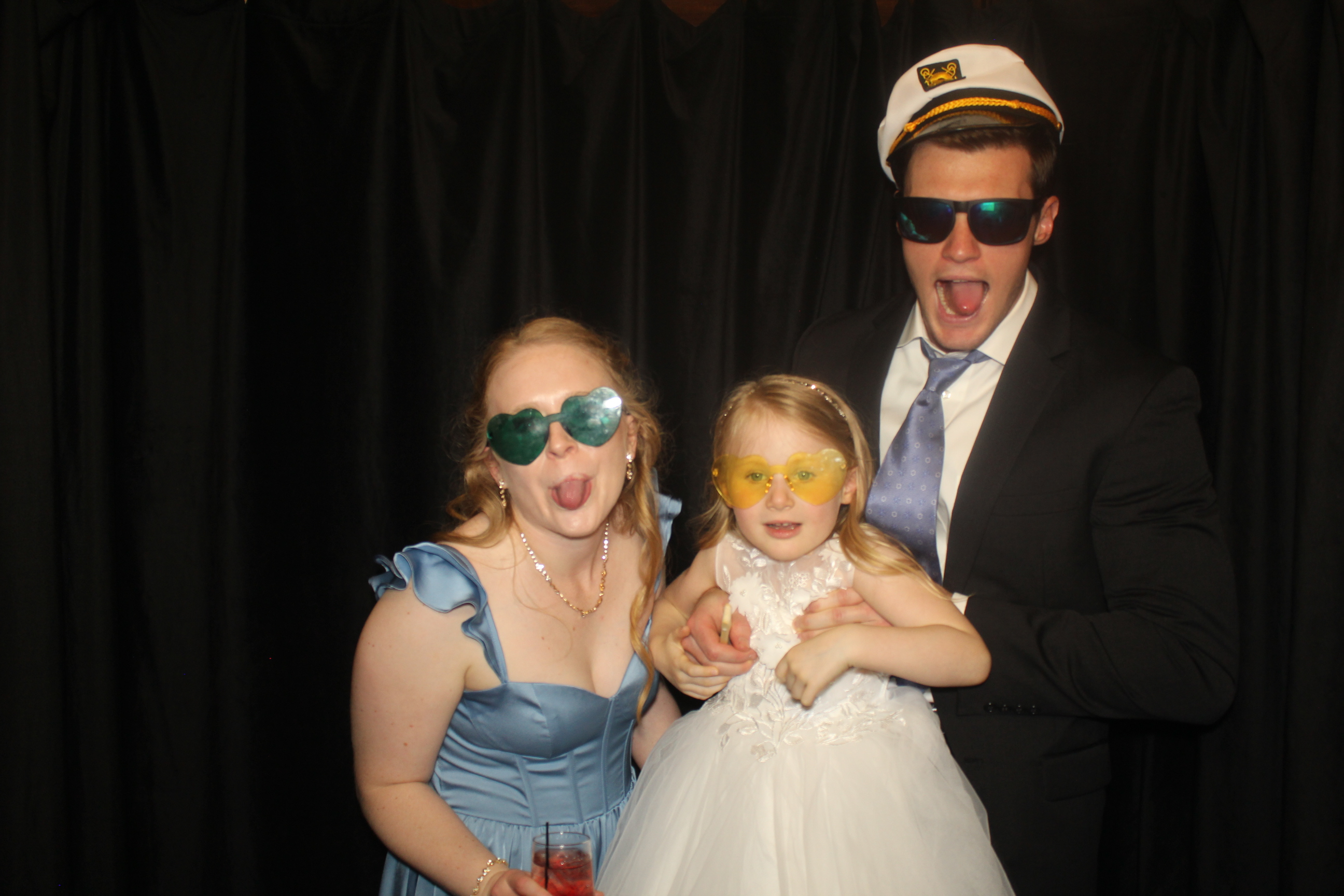 Skylar & Noah Reception | View more photos from the event at gallery.photoboothcincy.com/u/PhotoBoothCincy/Skylar-Noah-Reception