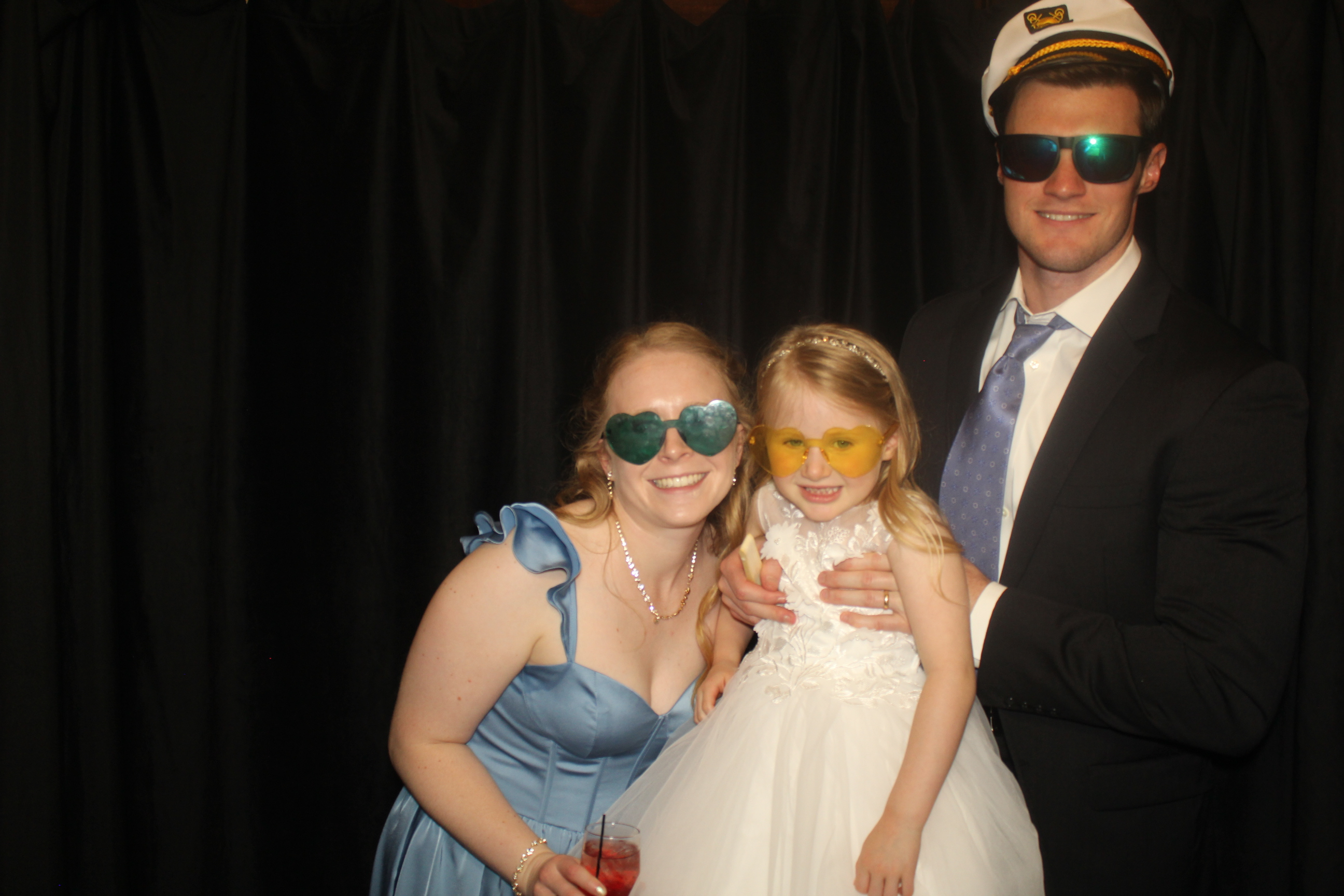 Skylar & Noah Reception | View more photos from the event at gallery.photoboothcincy.com/u/PhotoBoothCincy/Skylar-Noah-Reception