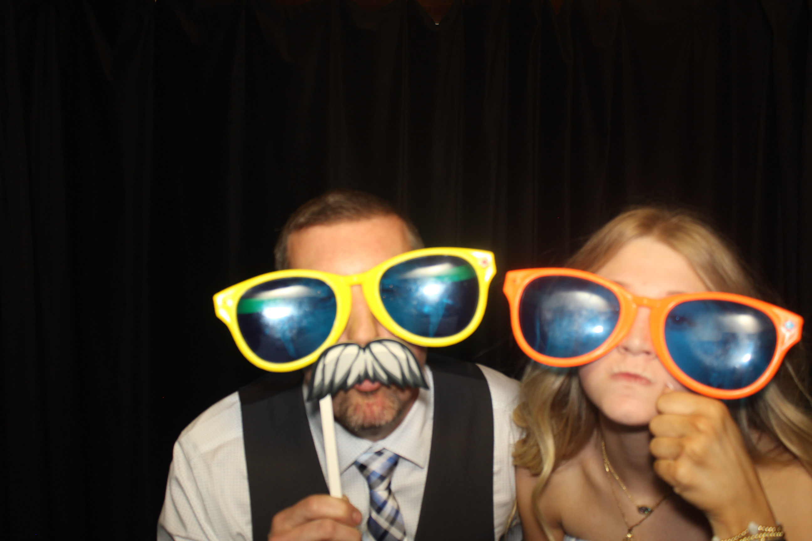 Skylar & Noah Reception | View more photos from the event at gallery.photoboothcincy.com/u/PhotoBoothCincy/Skylar-Noah-Reception