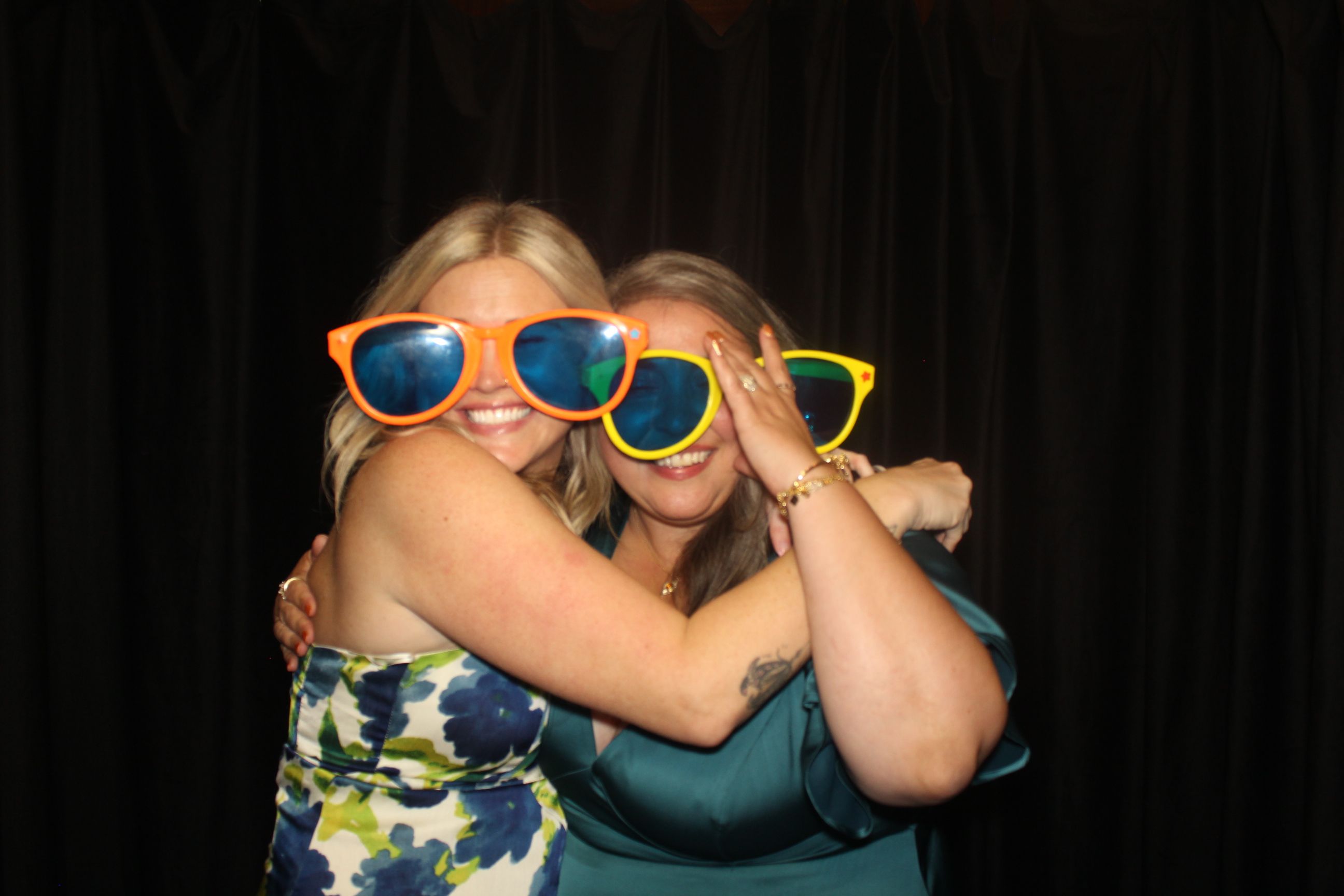 Skylar & Noah Reception | View more photos from the event at gallery.photoboothcincy.com/u/PhotoBoothCincy/Skylar-Noah-Reception