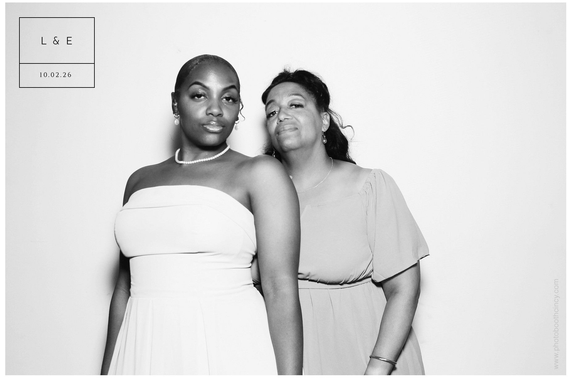 Som Wedding | View more photos from the event at gallery.photoboothcincy.com/u/PhotoBoothCincy/Som-Wedding