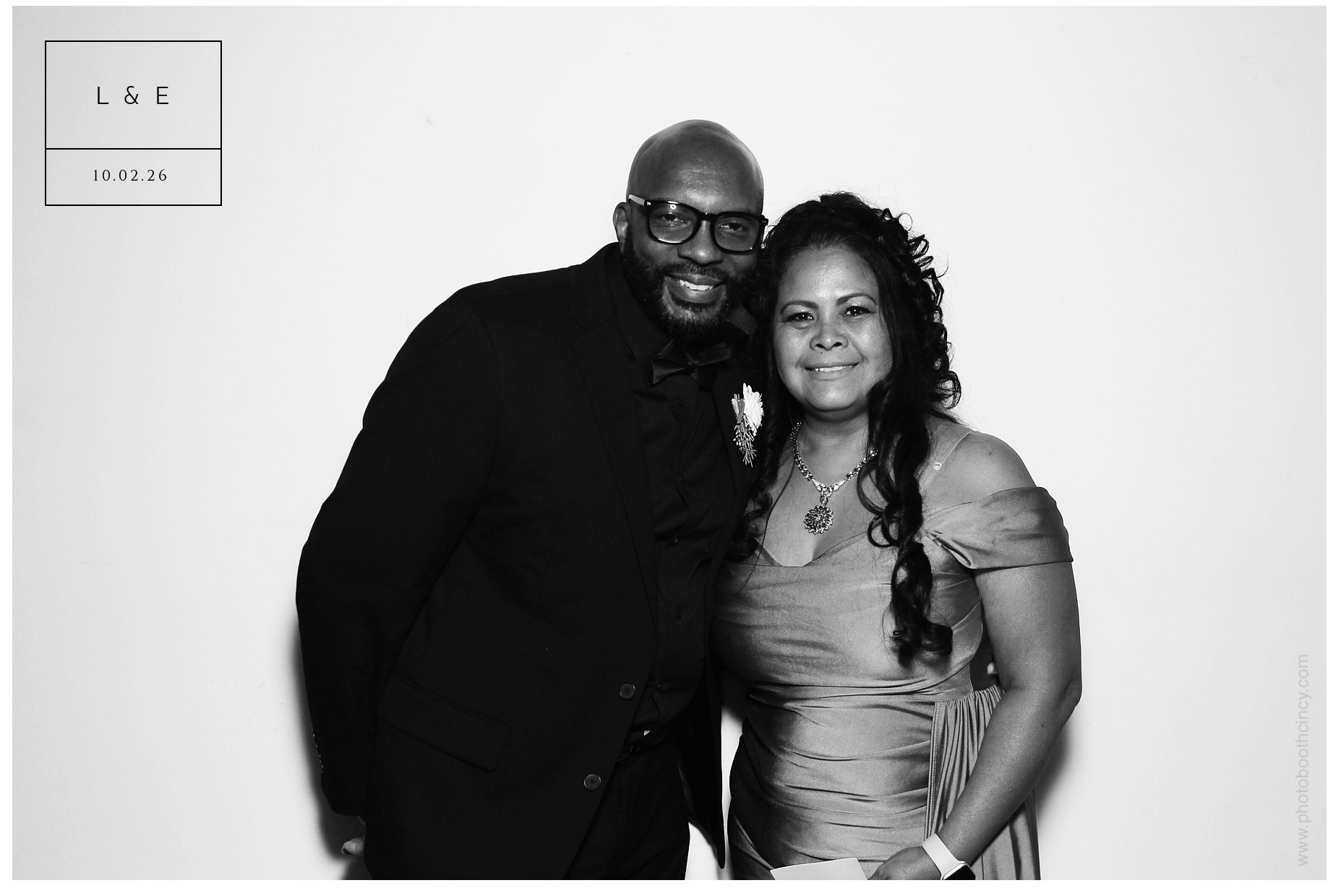 Som Wedding | View more photos from the event at gallery.photoboothcincy.com/u/PhotoBoothCincy/Som-Wedding