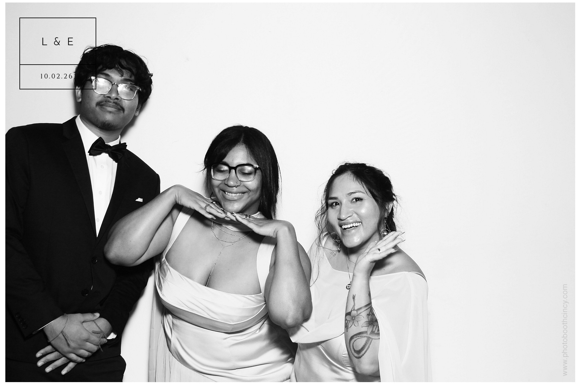 Som Wedding | View more photos from the event at gallery.photoboothcincy.com/u/PhotoBoothCincy/Som-Wedding
