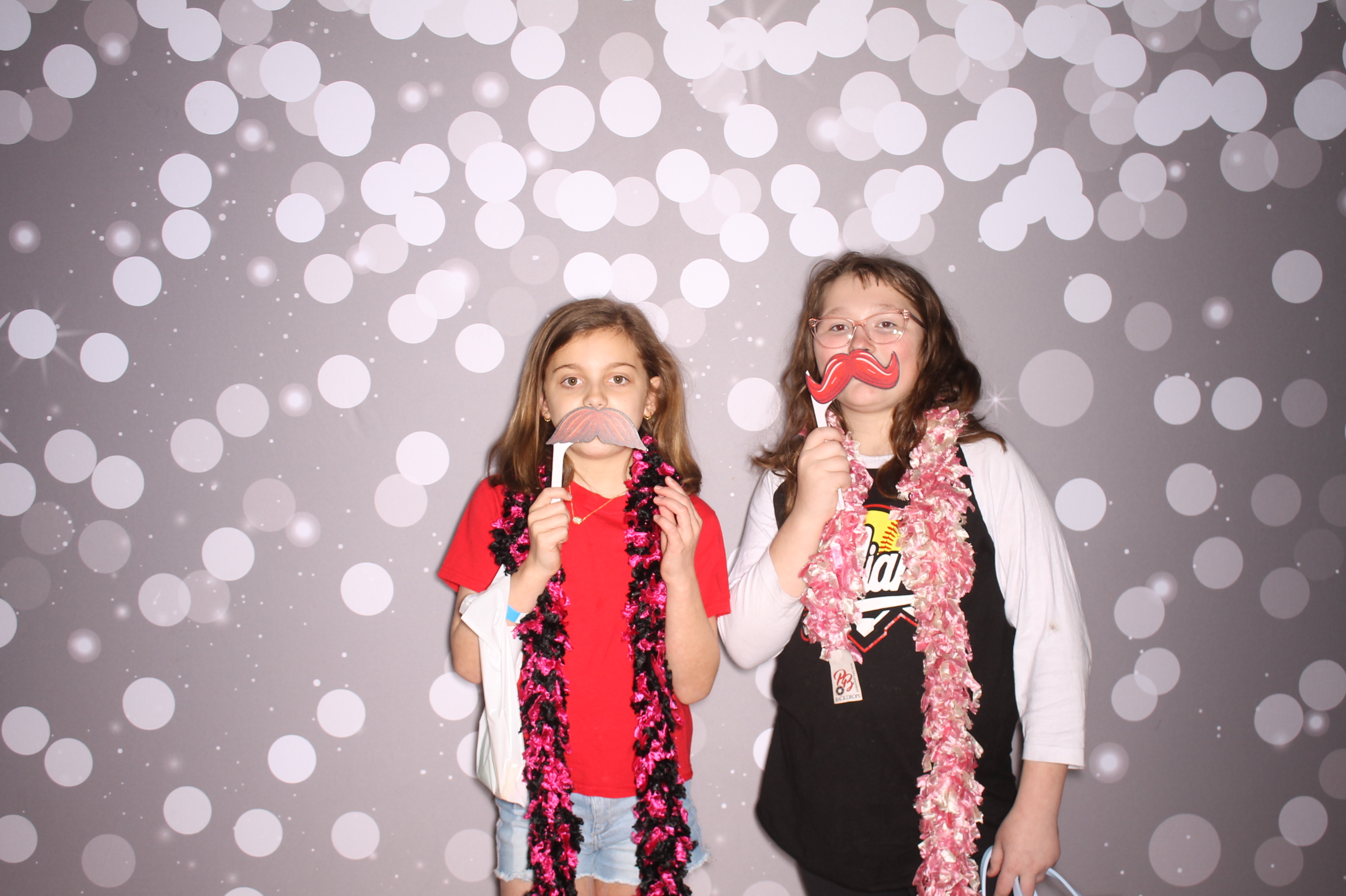 South Lebanon Elementary School Spring Frenzy | View more photos from the event at gallery.photoboothcincy.com/u/PhotoBoothCincy/South-Lebanon-Elementary-School-Spring-Frenzy