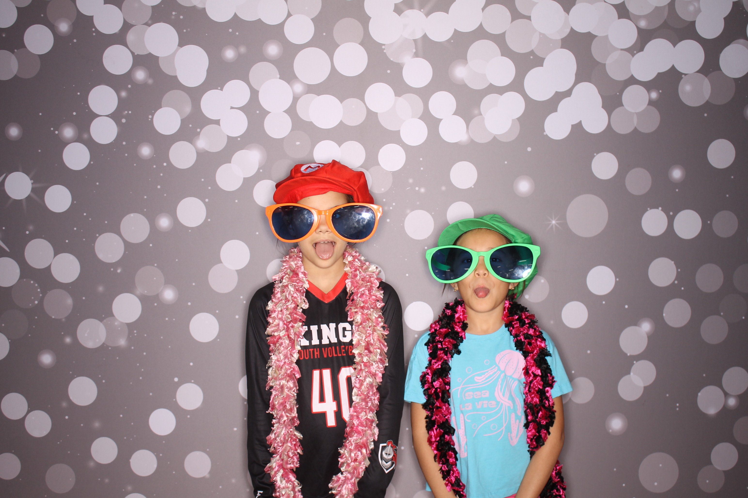 South Lebanon Elementary School Spring Frenzy | View more photos from the event at gallery.photoboothcincy.com/u/PhotoBoothCincy/South-Lebanon-Elementary-School-Spring-Frenzy