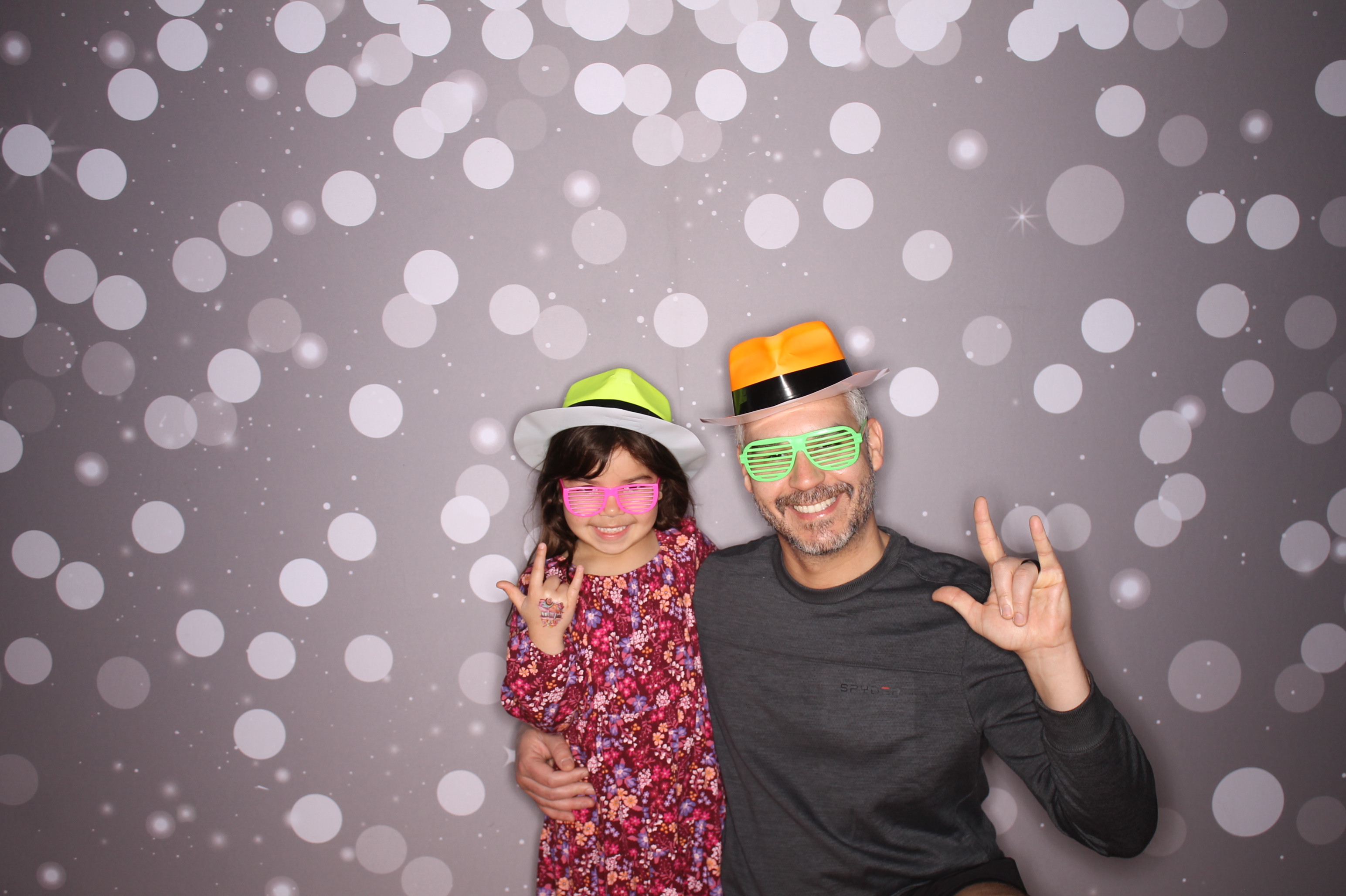 South Lebanon Elementary School Spring Frenzy | View more photos from the event at gallery.photoboothcincy.com/u/PhotoBoothCincy/South-Lebanon-Elementary-School-Spring-Frenzy