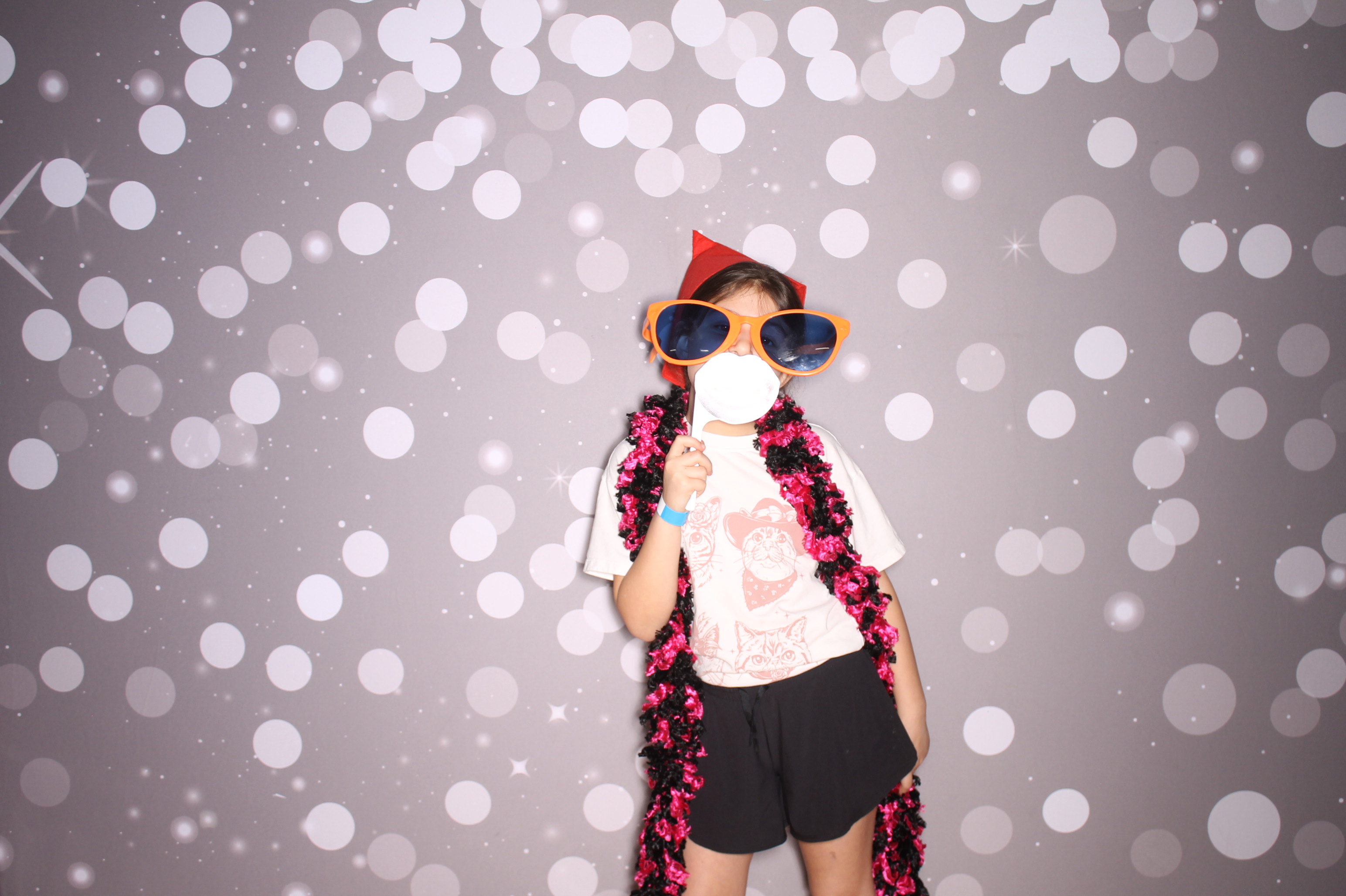 South Lebanon Elementary School Spring Frenzy | View more photos from the event at gallery.photoboothcincy.com/u/PhotoBoothCincy/South-Lebanon-Elementary-School-Spring-Frenzy