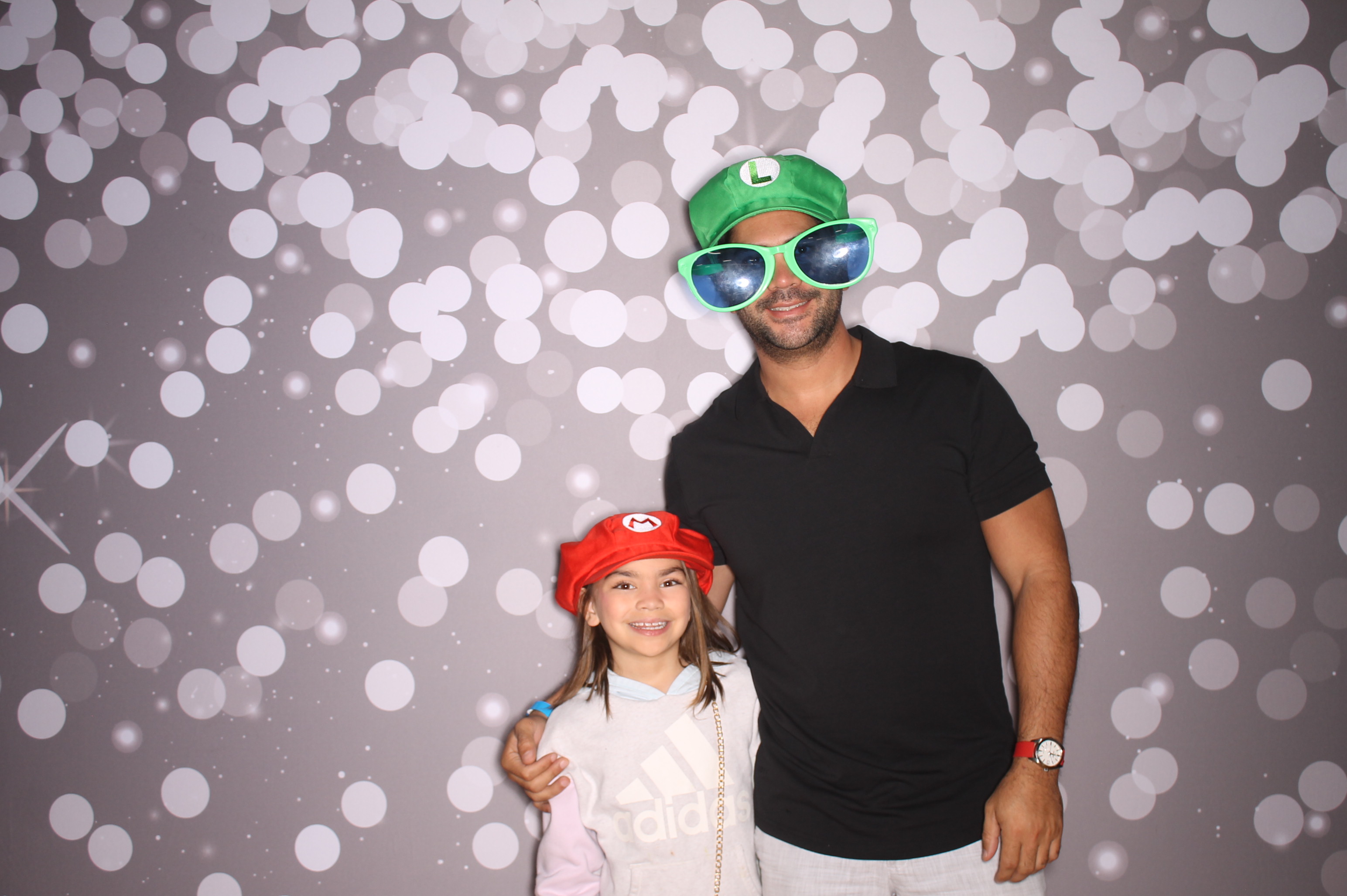 South Lebanon Elementary School Spring Frenzy | View more photos from the event at gallery.photoboothcincy.com/u/PhotoBoothCincy/South-Lebanon-Elementary-School-Spring-Frenzy