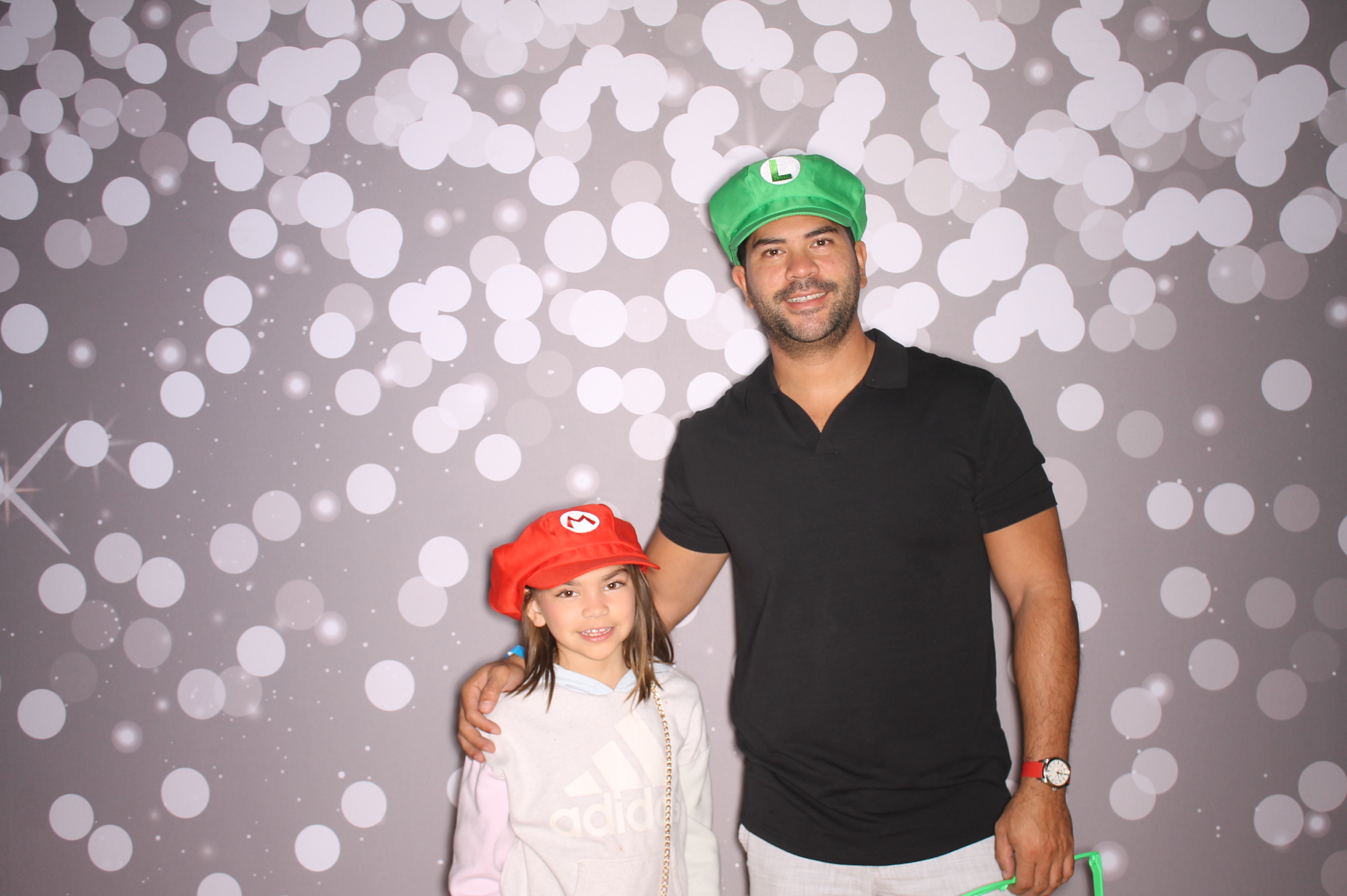 South Lebanon Elementary School Spring Frenzy | View more photos from the event at gallery.photoboothcincy.com/u/PhotoBoothCincy/South-Lebanon-Elementary-School-Spring-Frenzy