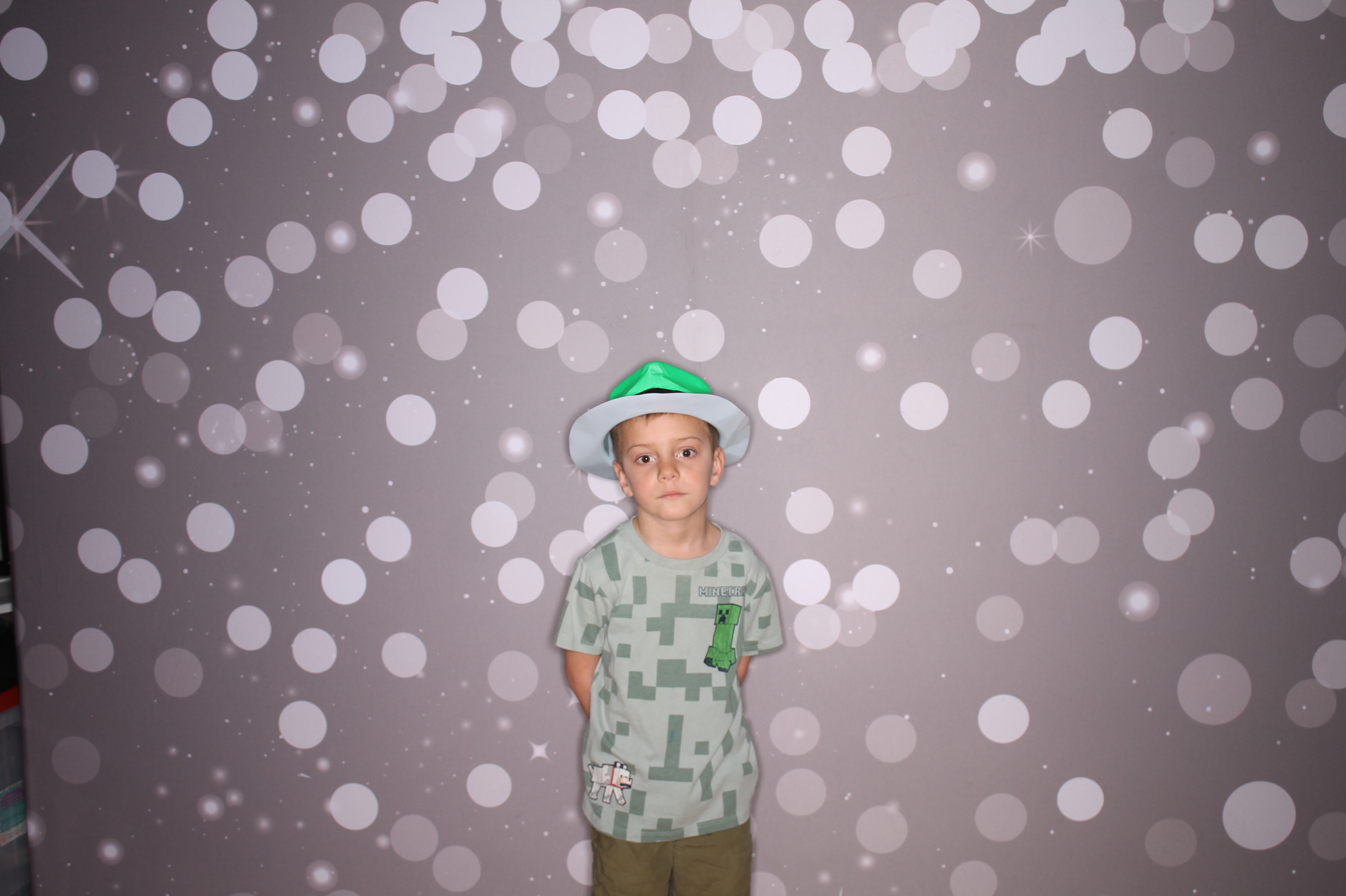 South Lebanon Elementary School Spring Frenzy | View more photos from the event at gallery.photoboothcincy.com/u/PhotoBoothCincy/South-Lebanon-Elementary-School-Spring-Frenzy