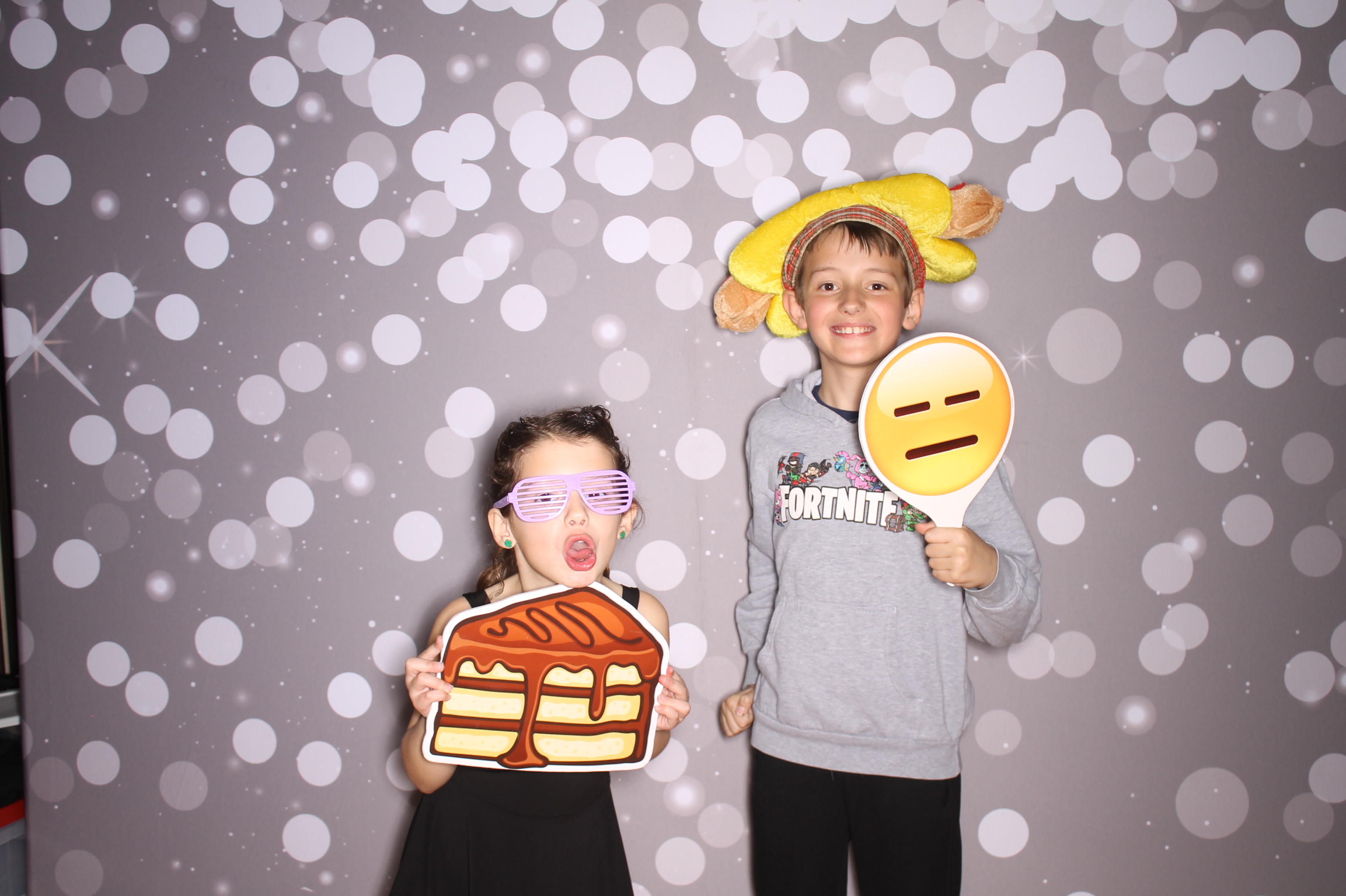 South Lebanon Elementary School Spring Frenzy | View more photos from the event at gallery.photoboothcincy.com/u/PhotoBoothCincy/South-Lebanon-Elementary-School-Spring-Frenzy