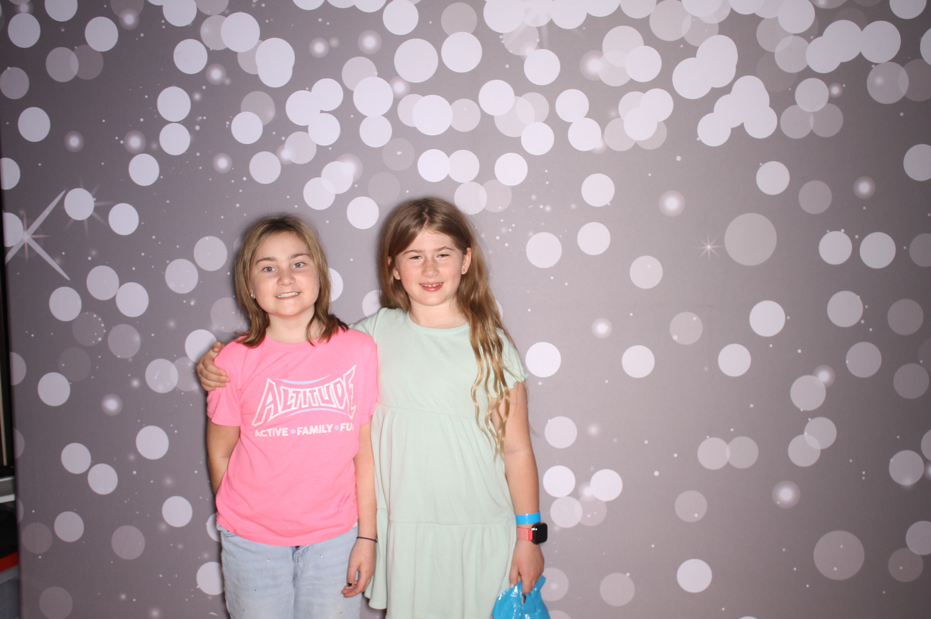 South Lebanon Elementary School Spring Frenzy | View more photos from the event at gallery.photoboothcincy.com/u/PhotoBoothCincy/South-Lebanon-Elementary-School-Spring-Frenzy
