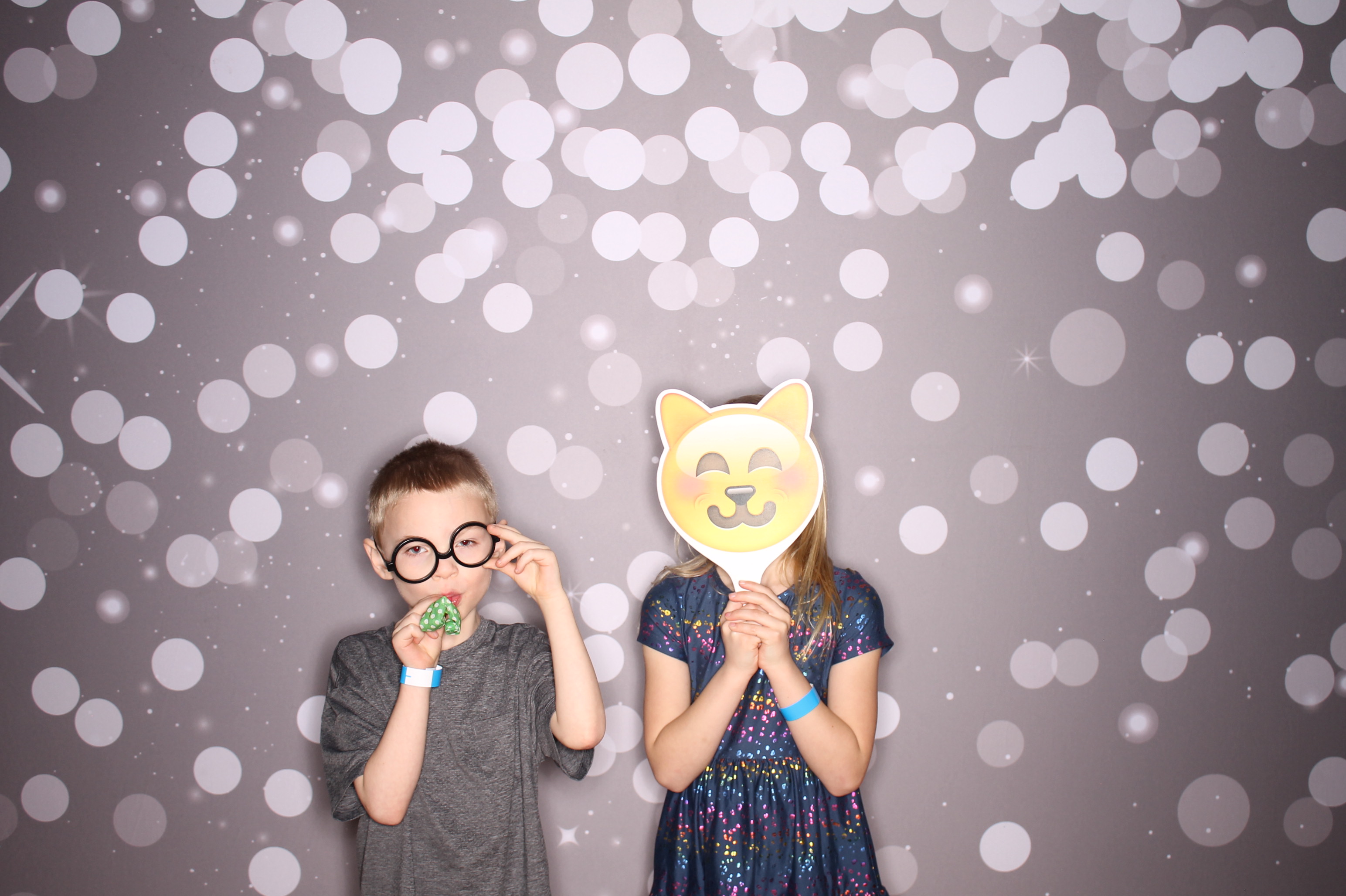 South Lebanon Elementary School Spring Frenzy | View more photos from the event at gallery.photoboothcincy.com/u/PhotoBoothCincy/South-Lebanon-Elementary-School-Spring-Frenzy