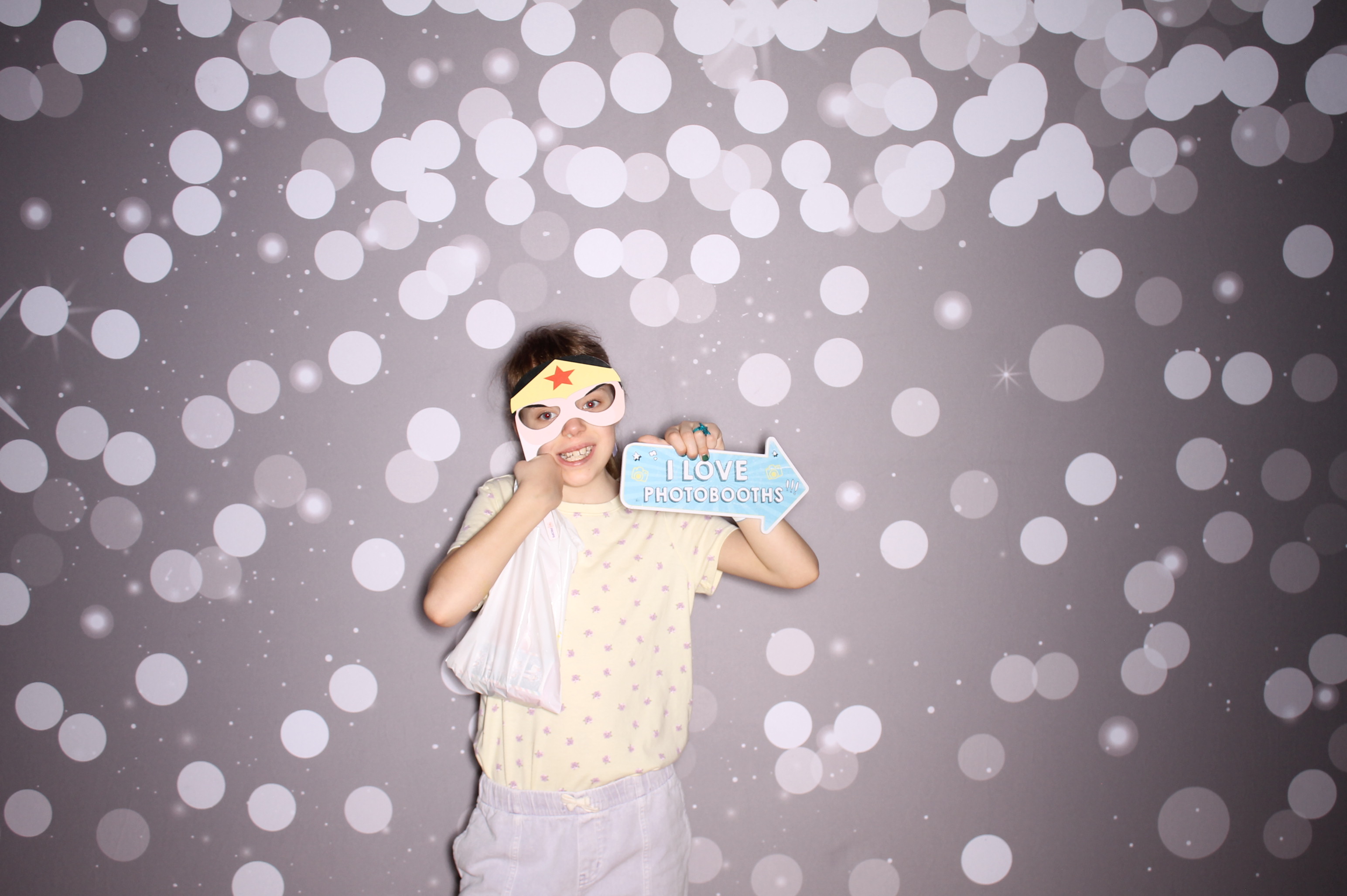 South Lebanon Elementary School Spring Frenzy | View more photos from the event at gallery.photoboothcincy.com/u/PhotoBoothCincy/South-Lebanon-Elementary-School-Spring-Frenzy