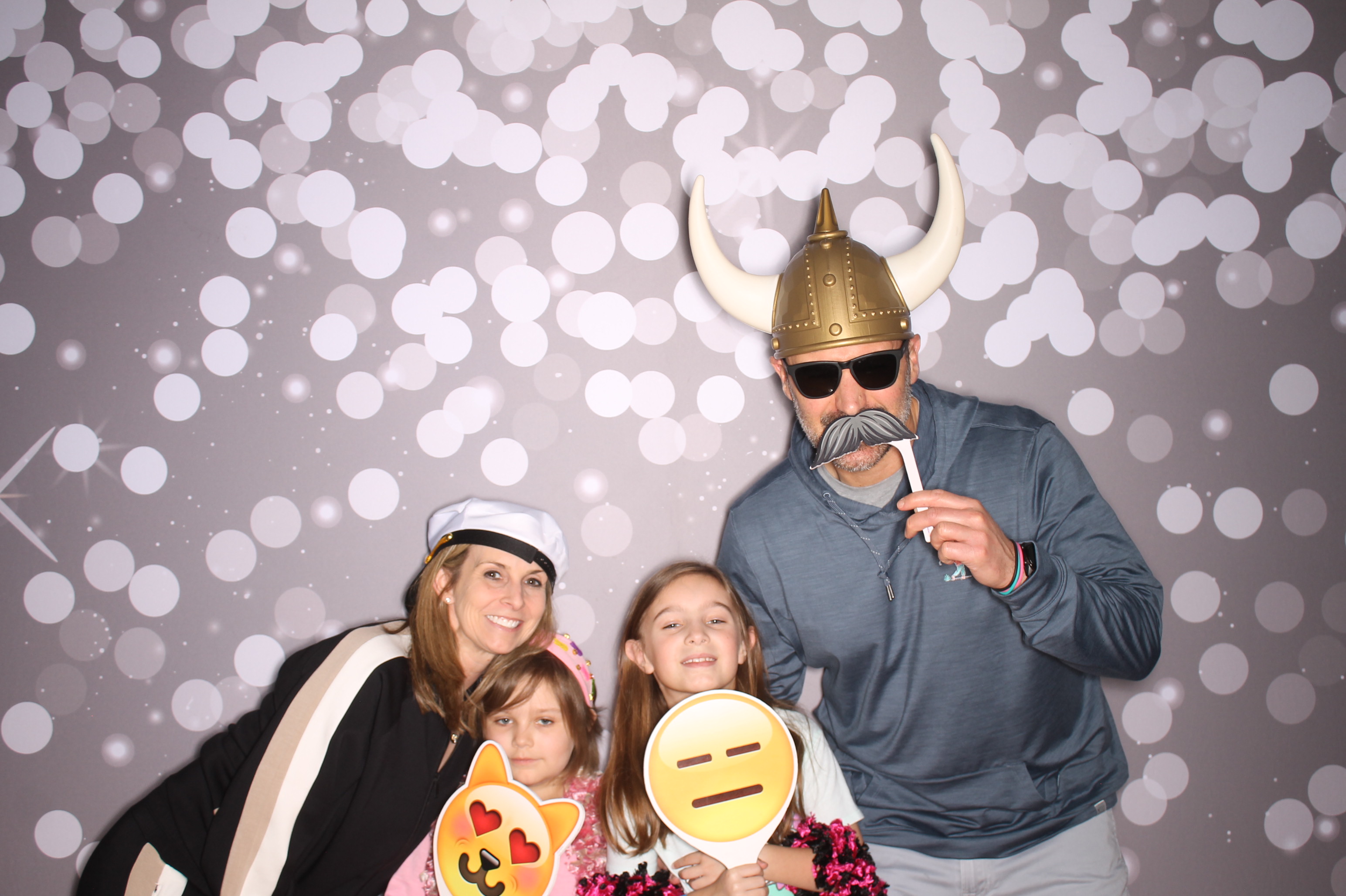 South Lebanon Elementary School Spring Frenzy | View more photos from the event at gallery.photoboothcincy.com/u/PhotoBoothCincy/South-Lebanon-Elementary-School-Spring-Frenzy