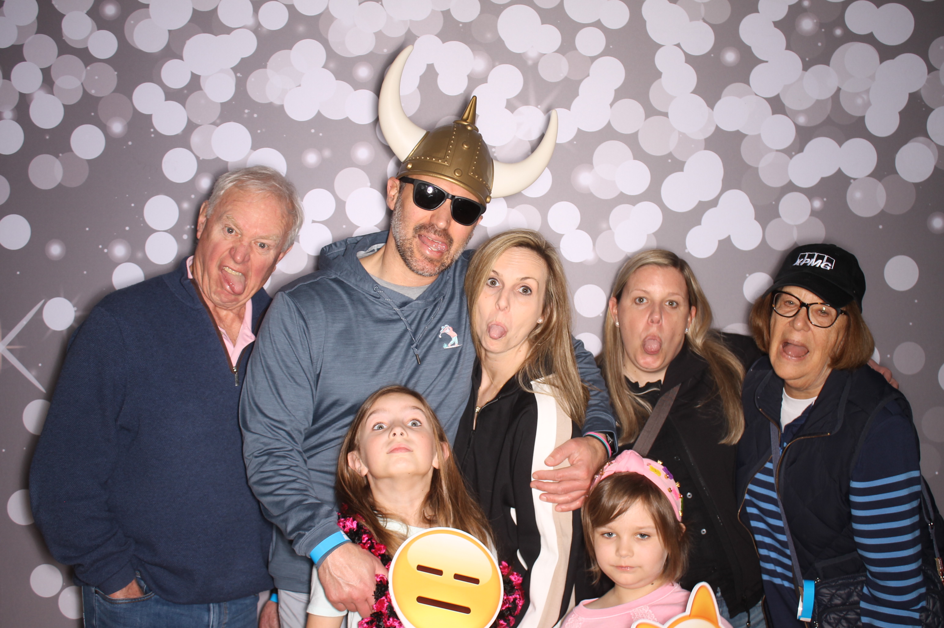 South Lebanon Elementary School Spring Frenzy | View more photos from the event at gallery.photoboothcincy.com/u/PhotoBoothCincy/South-Lebanon-Elementary-School-Spring-Frenzy
