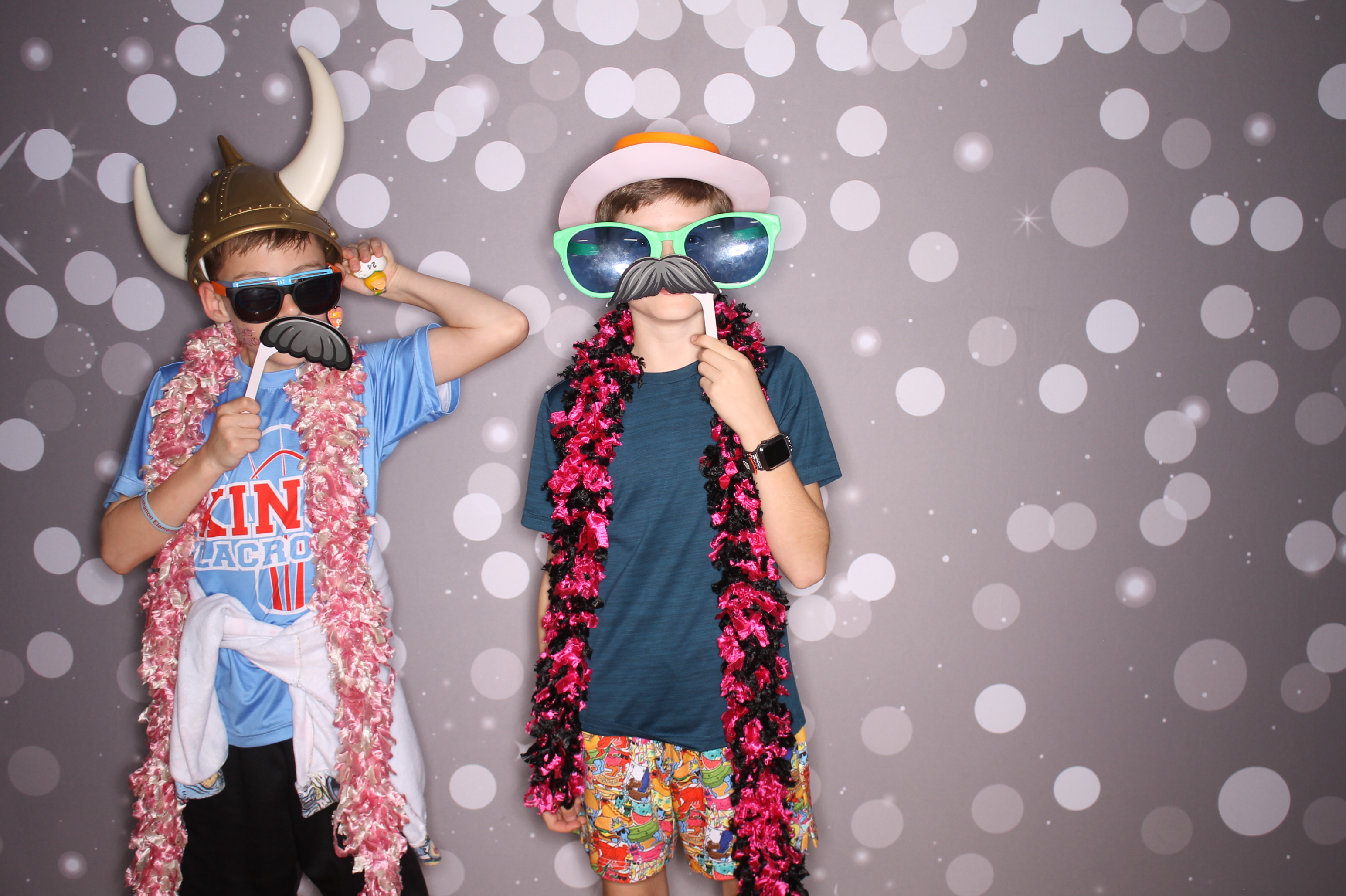South Lebanon Elementary School Spring Frenzy | View more photos from the event at gallery.photoboothcincy.com/u/PhotoBoothCincy/South-Lebanon-Elementary-School-Spring-Frenzy