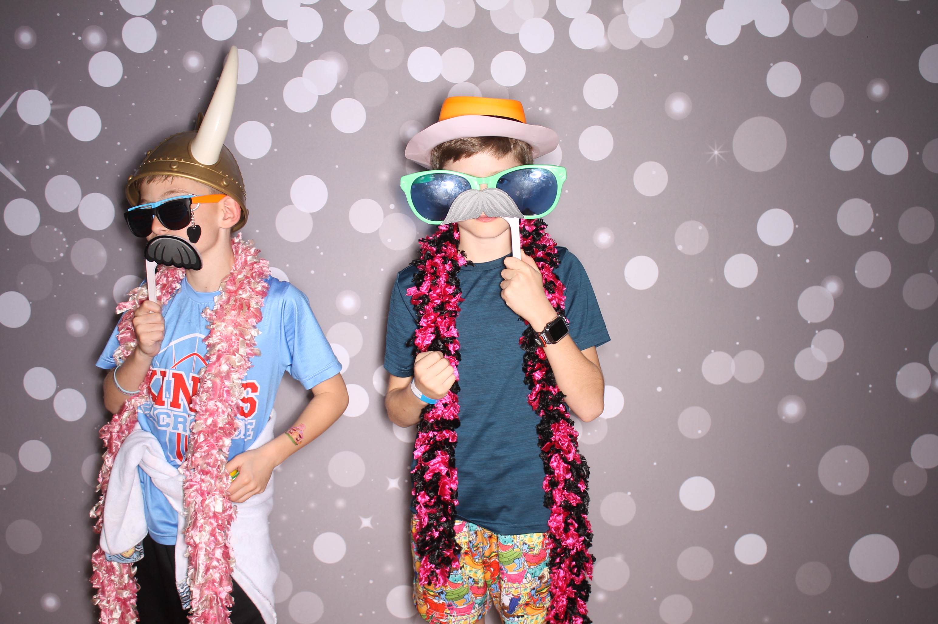 South Lebanon Elementary School Spring Frenzy | View more photos from the event at gallery.photoboothcincy.com/u/PhotoBoothCincy/South-Lebanon-Elementary-School-Spring-Frenzy