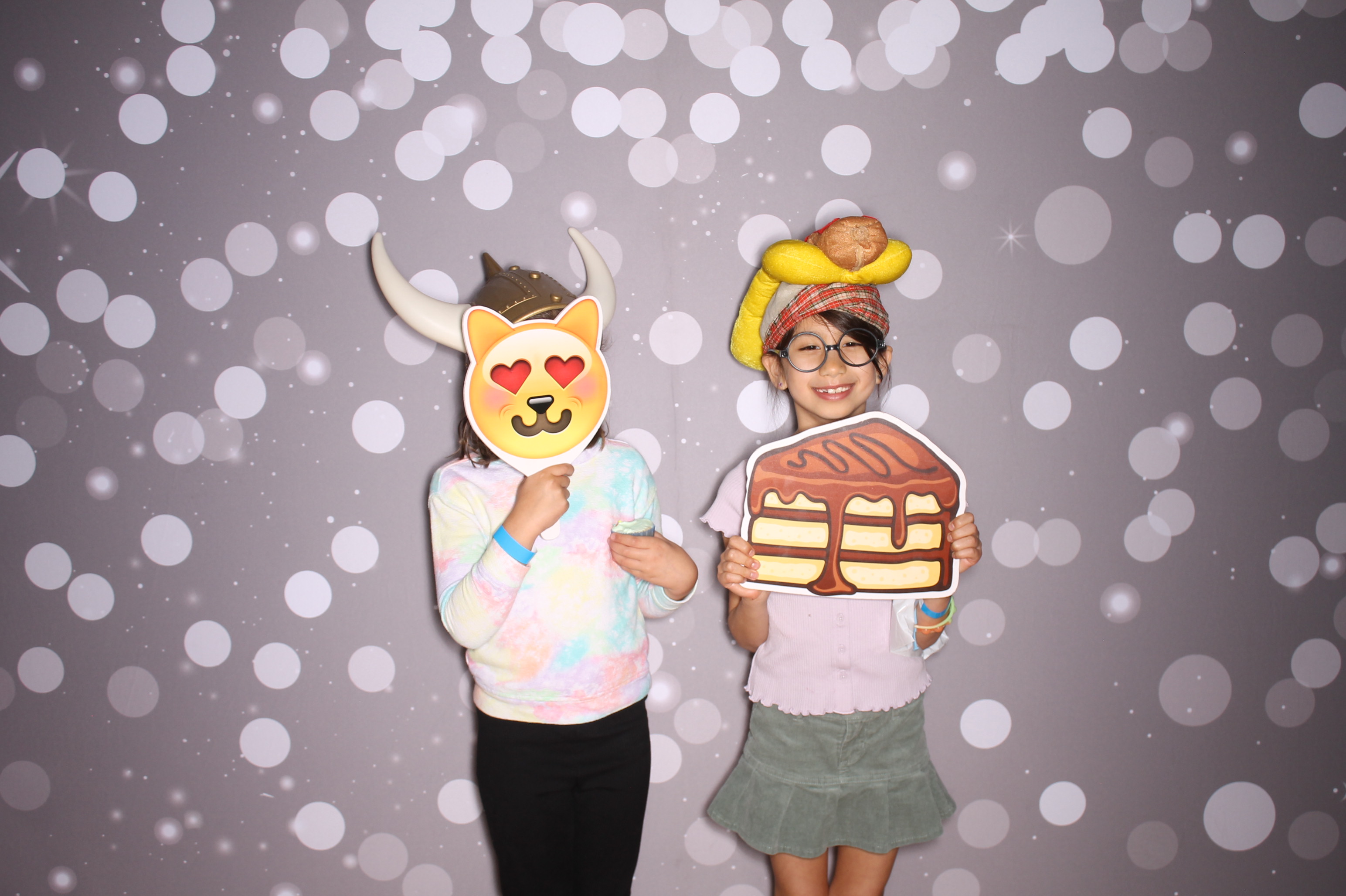 South Lebanon Elementary School Spring Frenzy | View more photos from the event at gallery.photoboothcincy.com/u/PhotoBoothCincy/South-Lebanon-Elementary-School-Spring-Frenzy