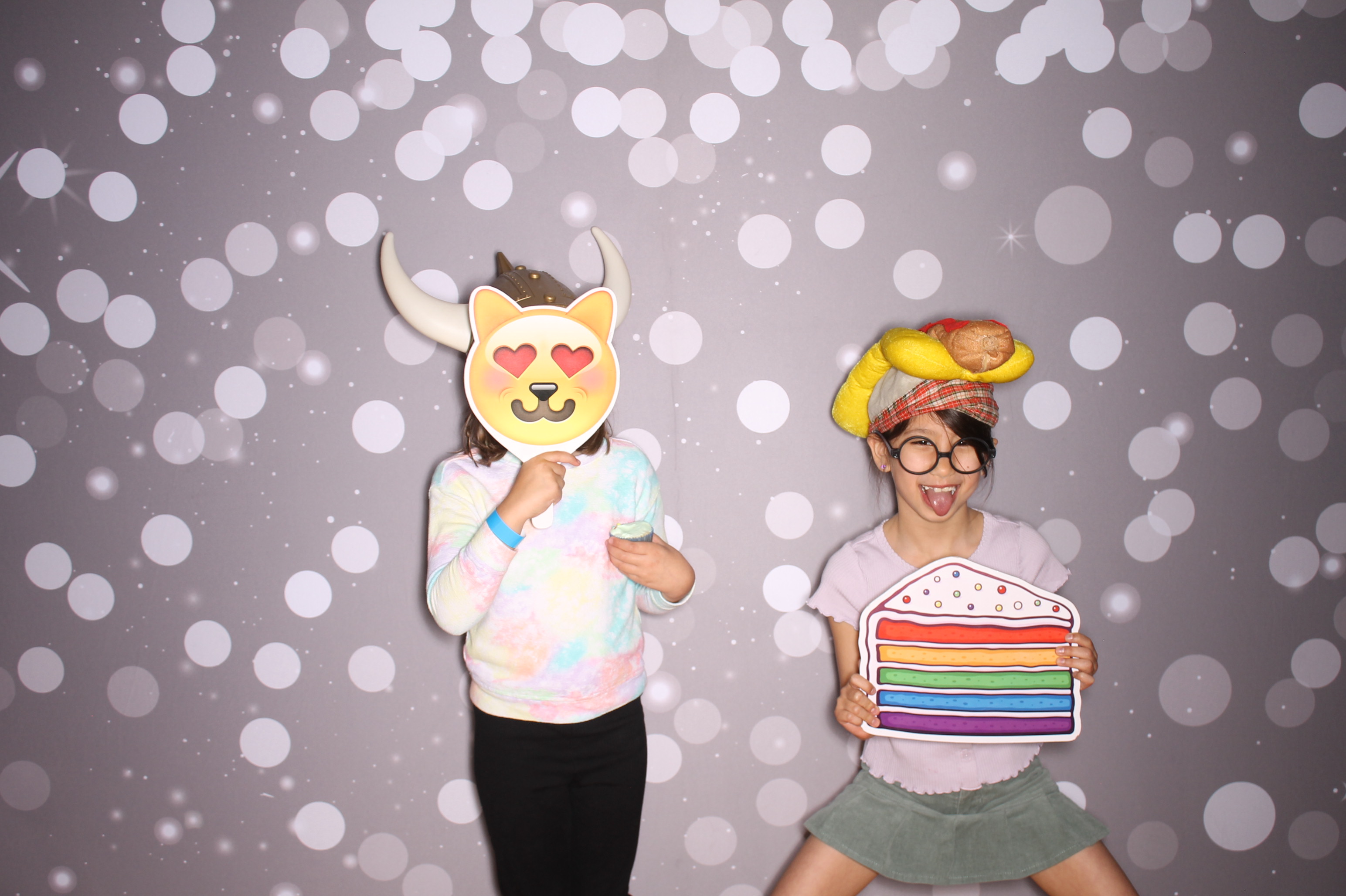 South Lebanon Elementary School Spring Frenzy | View more photos from the event at gallery.photoboothcincy.com/u/PhotoBoothCincy/South-Lebanon-Elementary-School-Spring-Frenzy