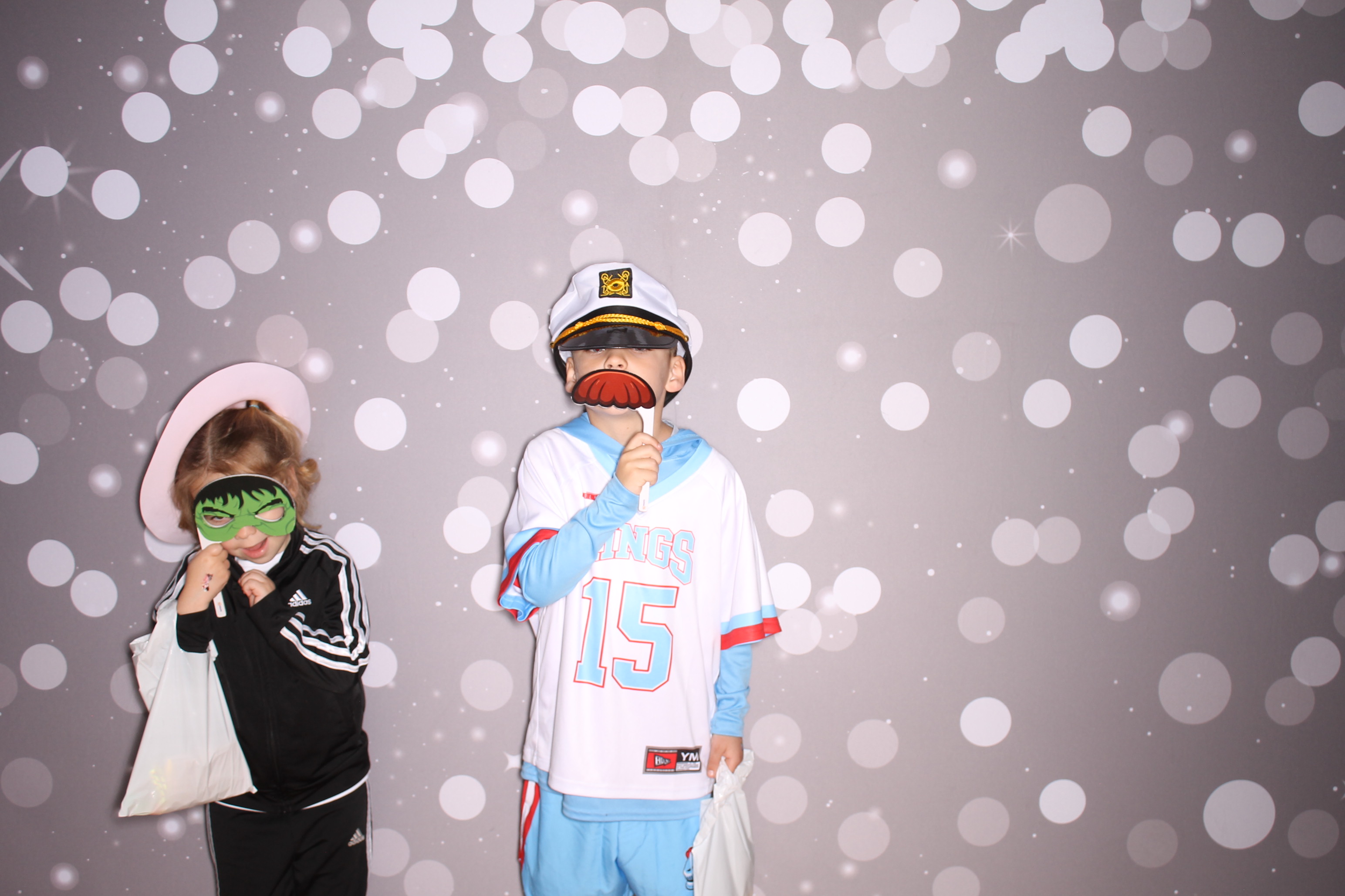South Lebanon Elementary School Spring Frenzy | View more photos from the event at gallery.photoboothcincy.com/u/PhotoBoothCincy/South-Lebanon-Elementary-School-Spring-Frenzy
