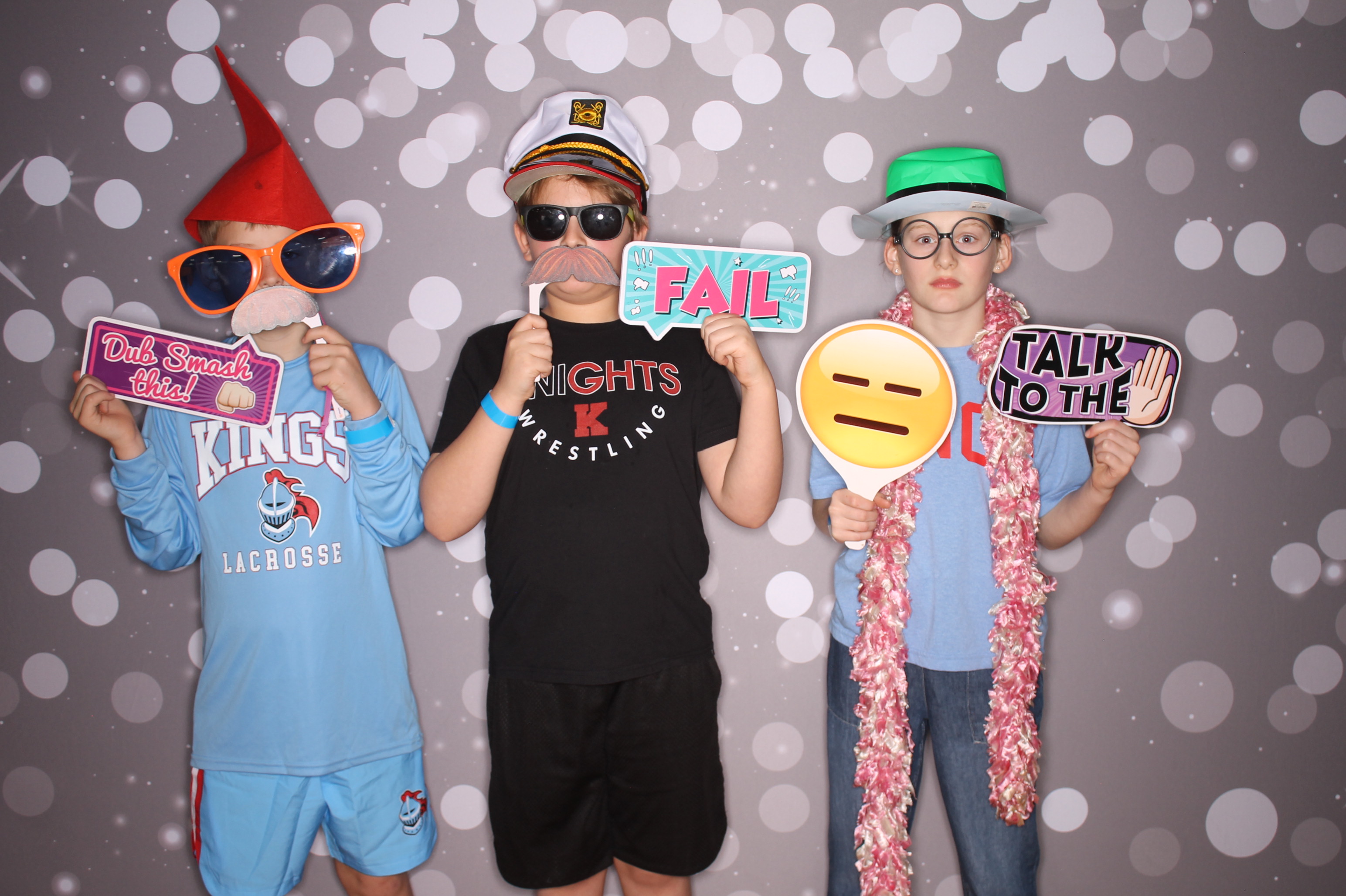 South Lebanon Elementary School Spring Frenzy | View more photos from the event at gallery.photoboothcincy.com/u/PhotoBoothCincy/South-Lebanon-Elementary-School-Spring-Frenzy