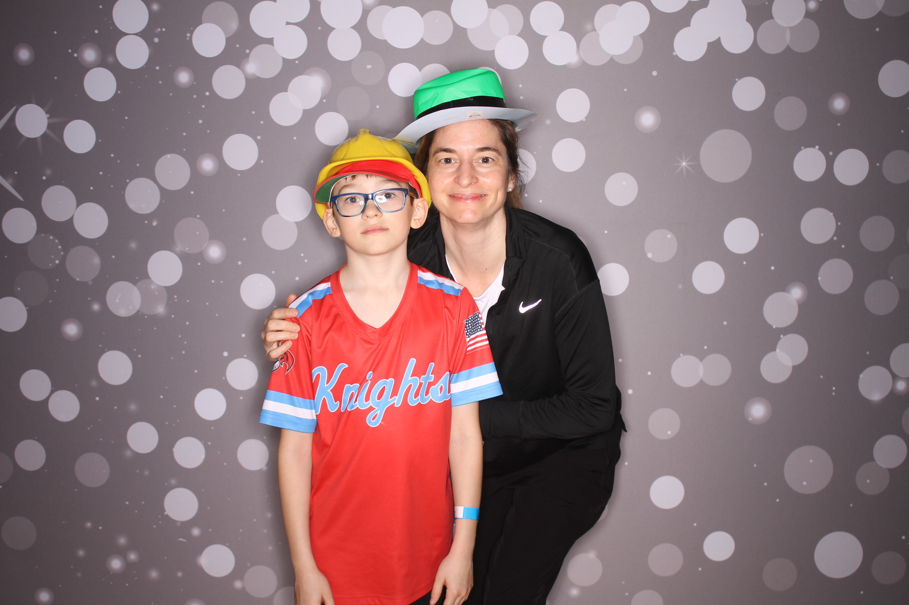 South Lebanon Elementary School Spring Frenzy | View more photos from the event at gallery.photoboothcincy.com/u/PhotoBoothCincy/South-Lebanon-Elementary-School-Spring-Frenzy