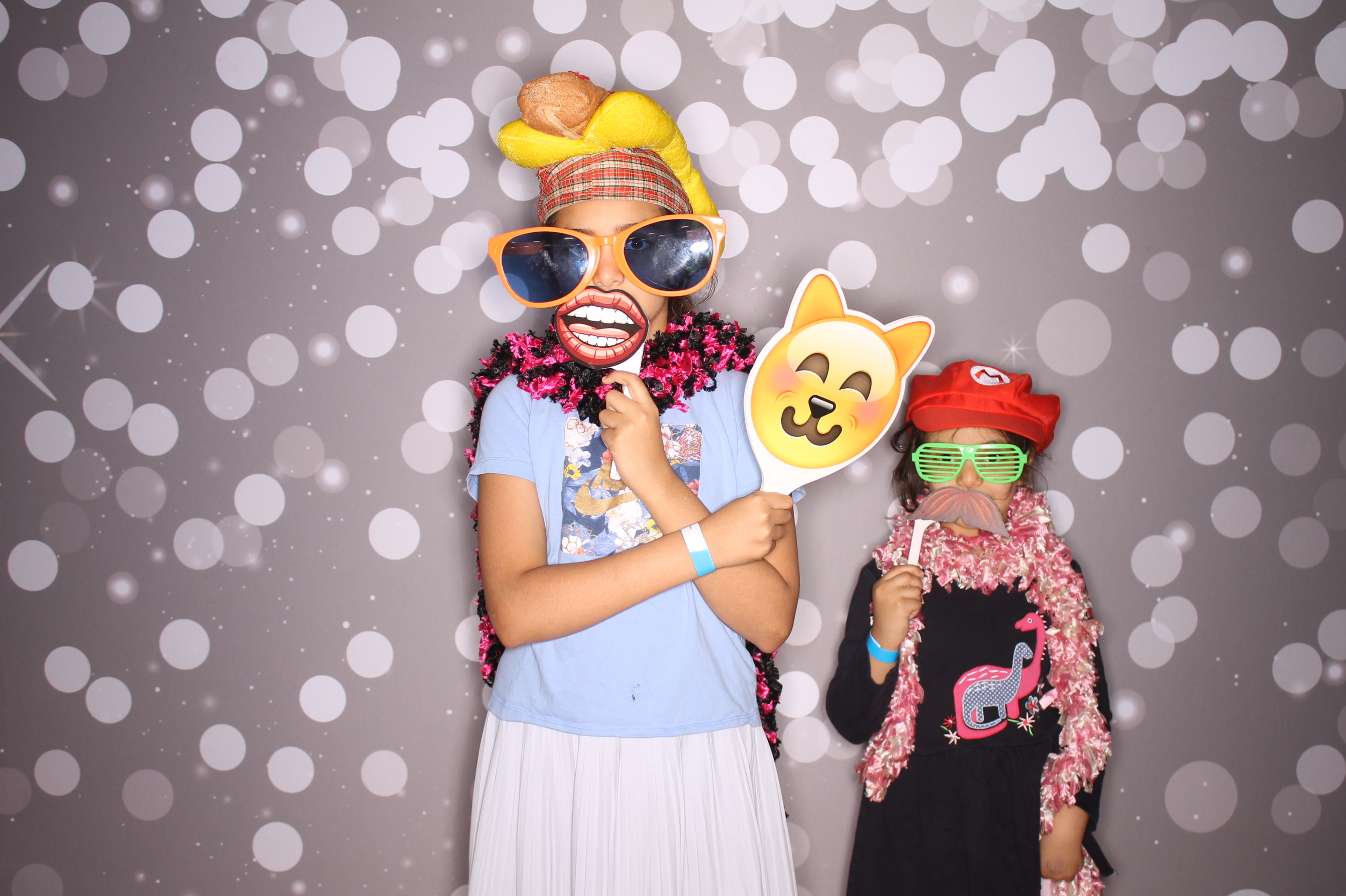 South Lebanon Elementary School Spring Frenzy | View more photos from the event at gallery.photoboothcincy.com/u/PhotoBoothCincy/South-Lebanon-Elementary-School-Spring-Frenzy