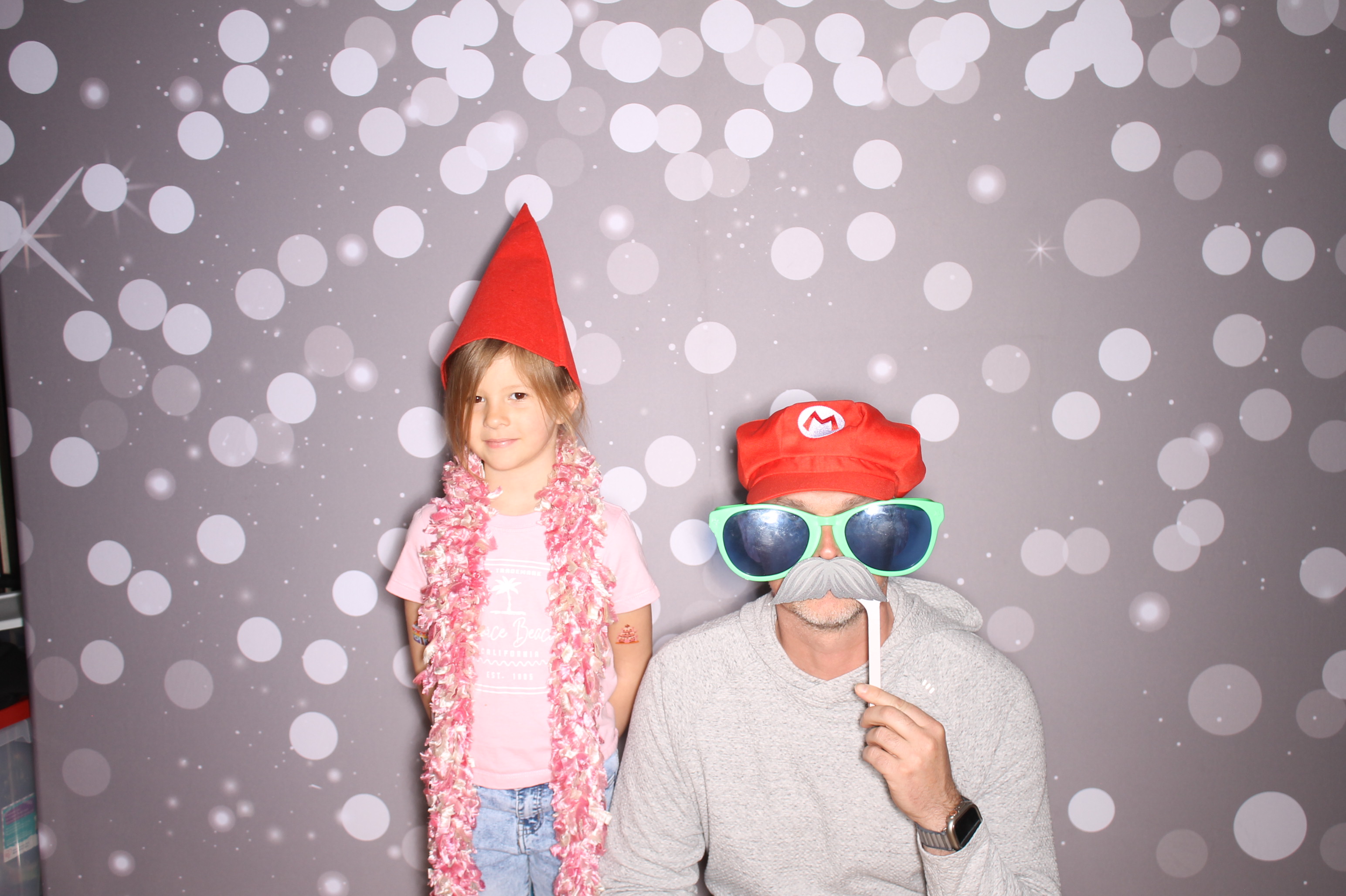 South Lebanon Elementary School Spring Frenzy | View more photos from the event at gallery.photoboothcincy.com/u/PhotoBoothCincy/South-Lebanon-Elementary-School-Spring-Frenzy