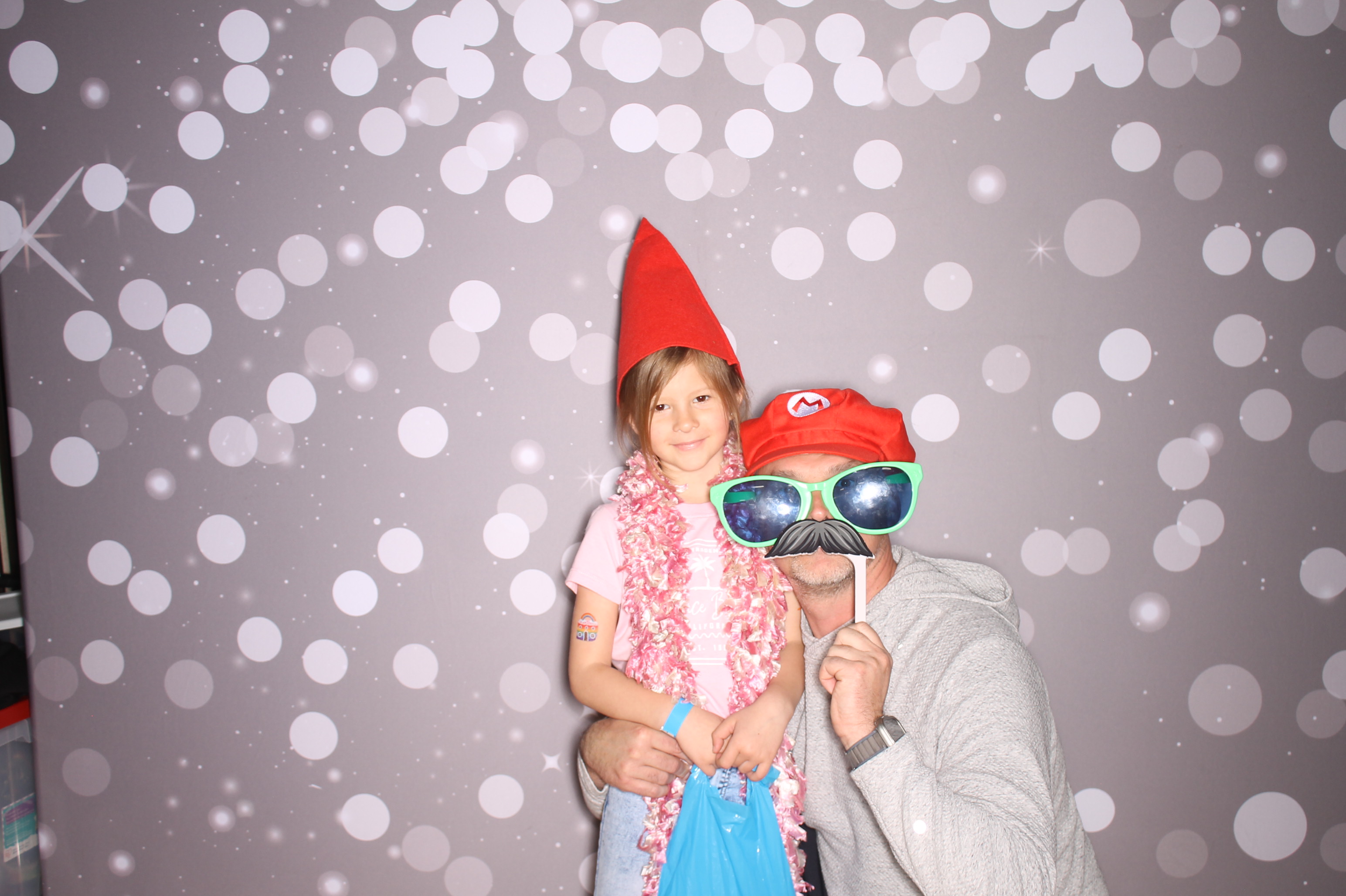 South Lebanon Elementary School Spring Frenzy | View more photos from the event at gallery.photoboothcincy.com/u/PhotoBoothCincy/South-Lebanon-Elementary-School-Spring-Frenzy
