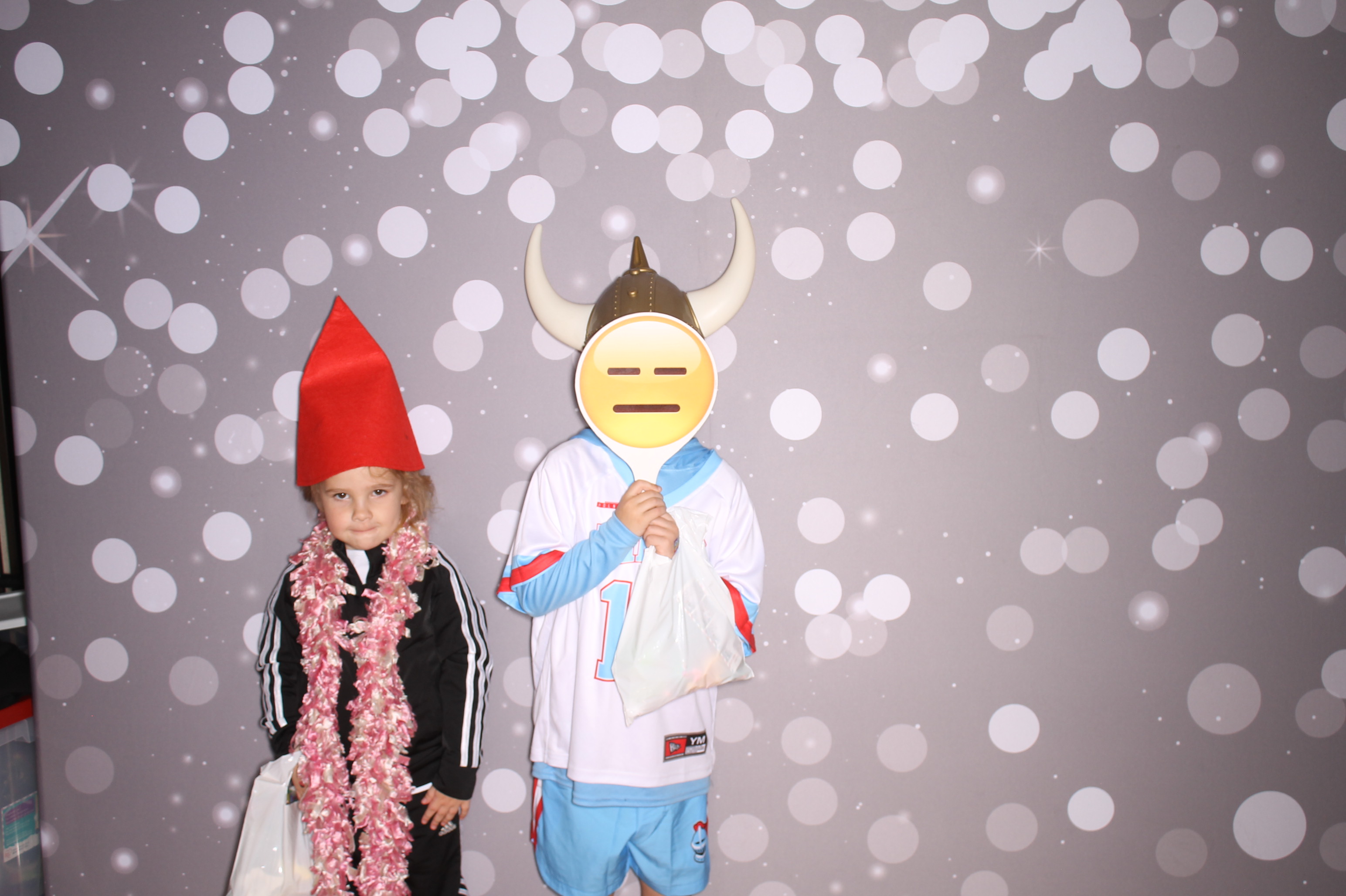 South Lebanon Elementary School Spring Frenzy | View more photos from the event at gallery.photoboothcincy.com/u/PhotoBoothCincy/South-Lebanon-Elementary-School-Spring-Frenzy