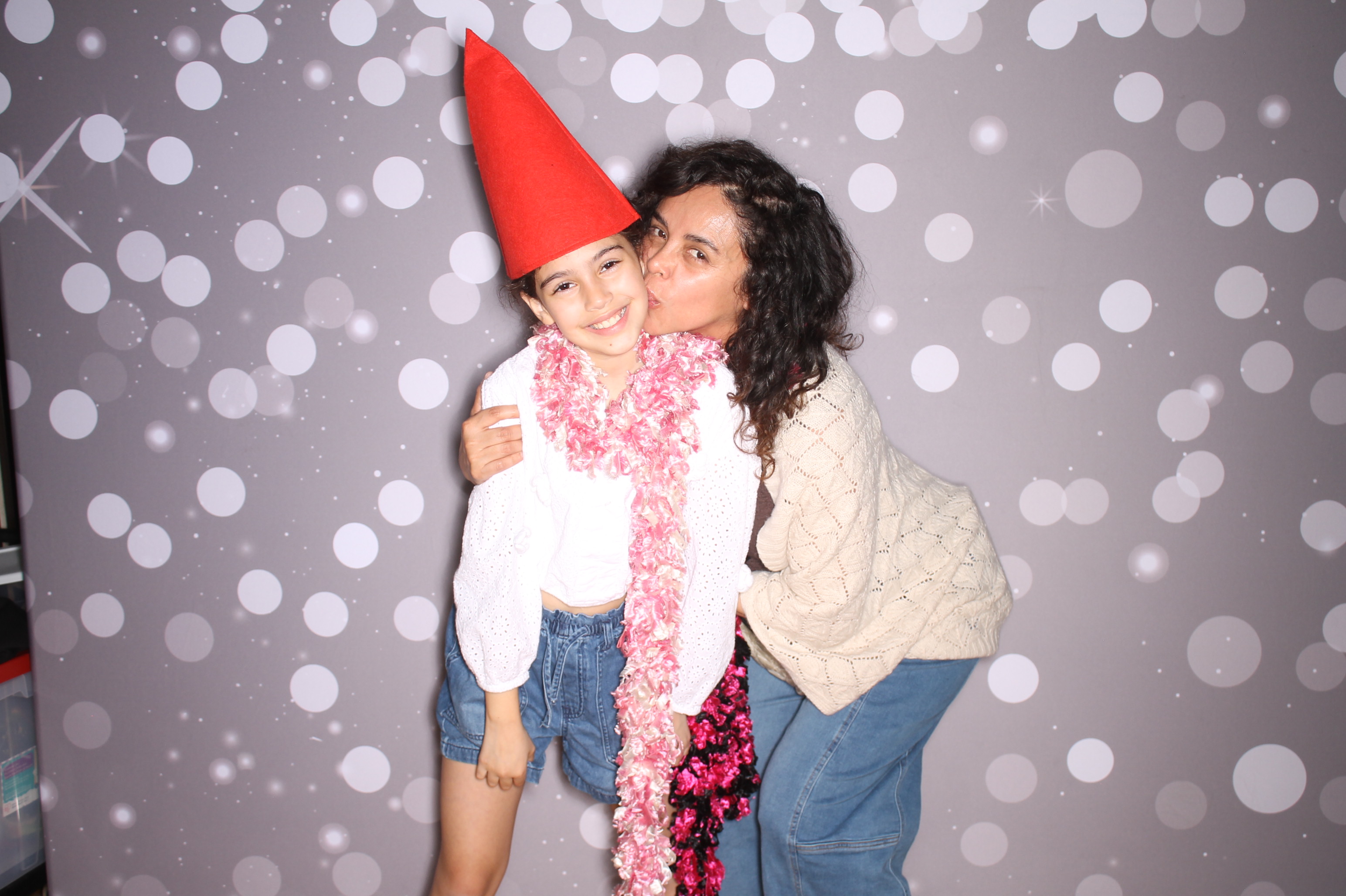 South Lebanon Elementary School Spring Frenzy | View more photos from the event at gallery.photoboothcincy.com/u/PhotoBoothCincy/South-Lebanon-Elementary-School-Spring-Frenzy
