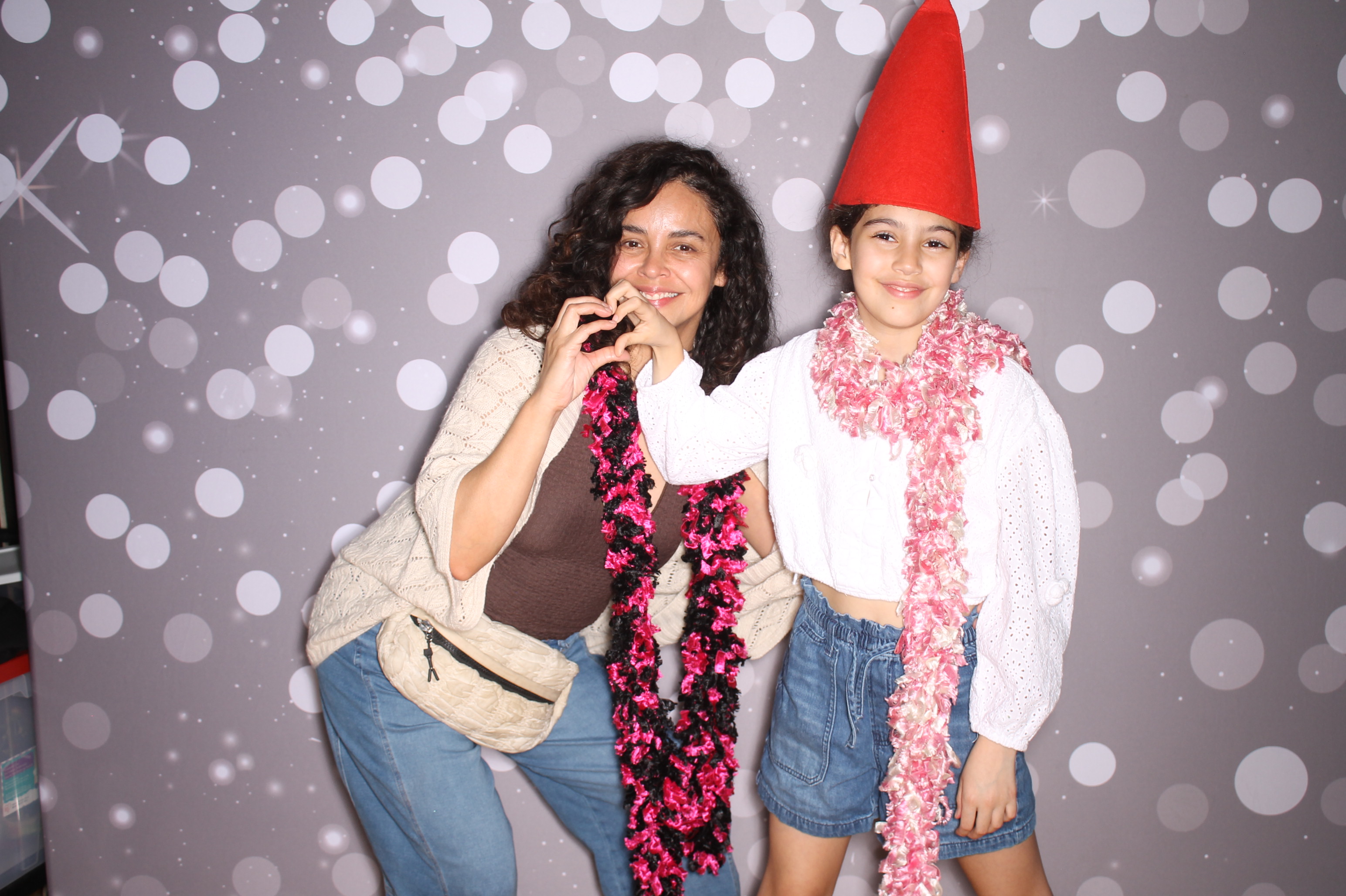 South Lebanon Elementary School Spring Frenzy | View more photos from the event at gallery.photoboothcincy.com/u/PhotoBoothCincy/South-Lebanon-Elementary-School-Spring-Frenzy