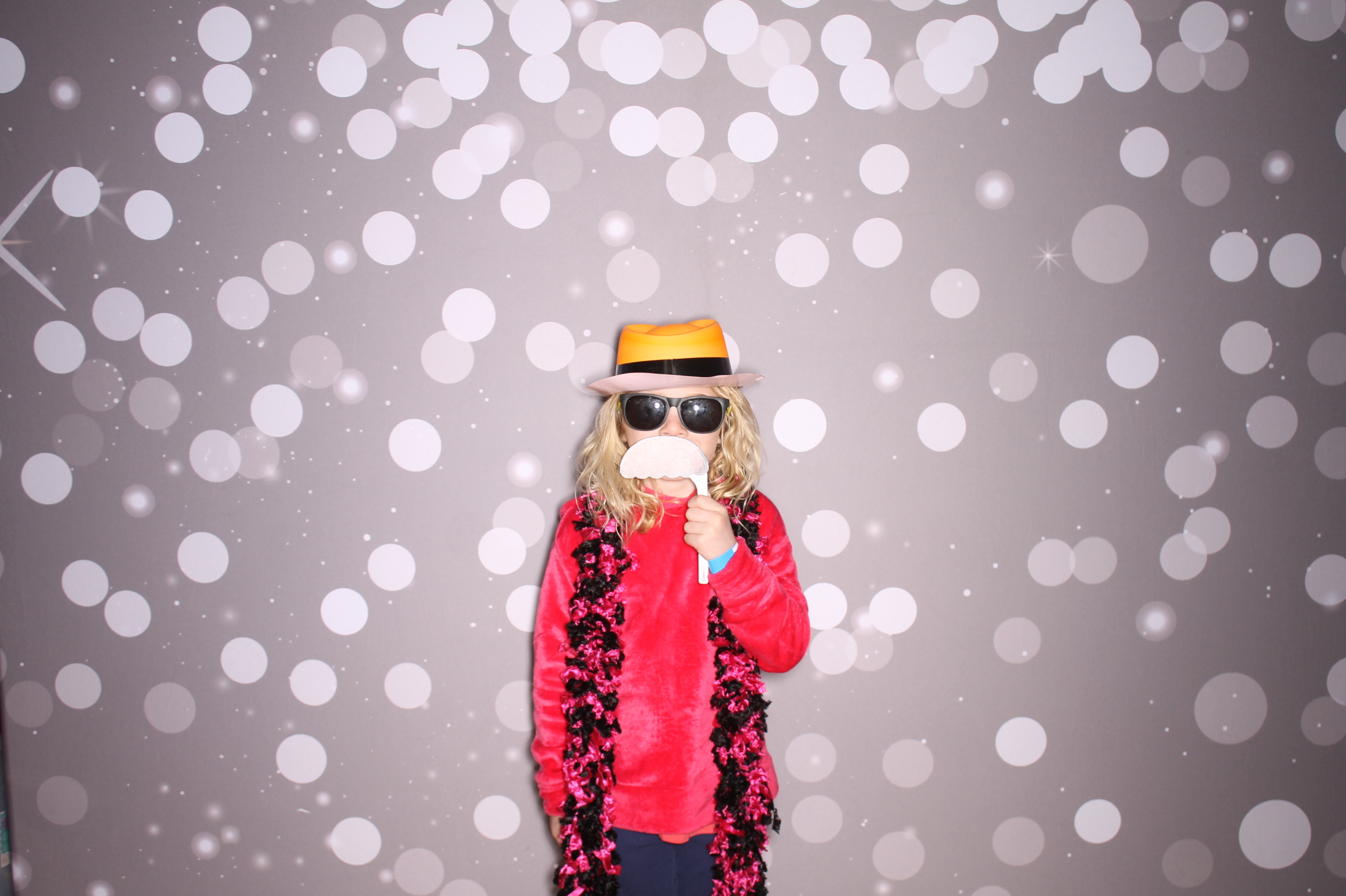 South Lebanon Elementary School Spring Frenzy | View more photos from the event at gallery.photoboothcincy.com/u/PhotoBoothCincy/South-Lebanon-Elementary-School-Spring-Frenzy