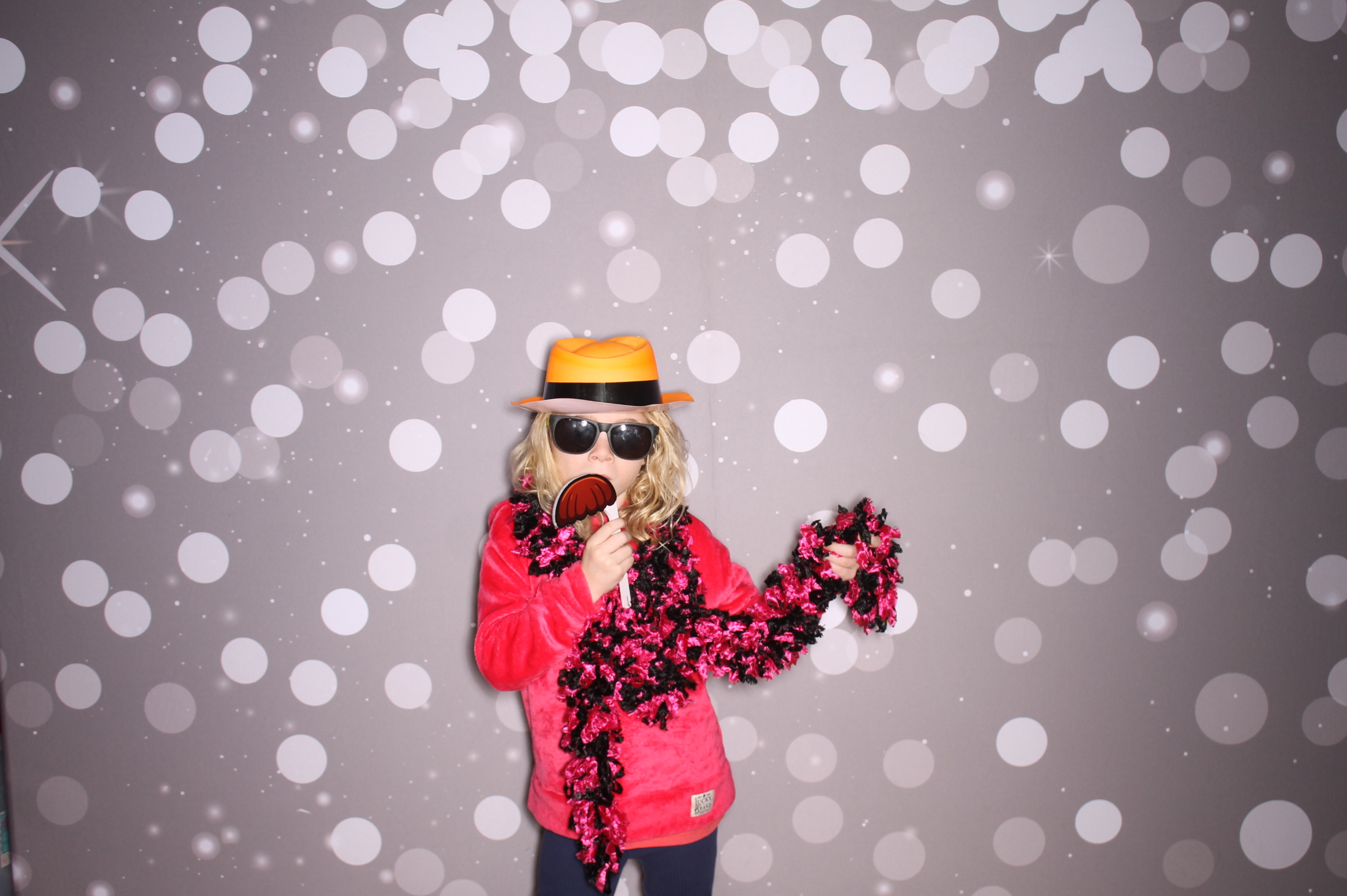 South Lebanon Elementary School Spring Frenzy | View more photos from the event at gallery.photoboothcincy.com/u/PhotoBoothCincy/South-Lebanon-Elementary-School-Spring-Frenzy