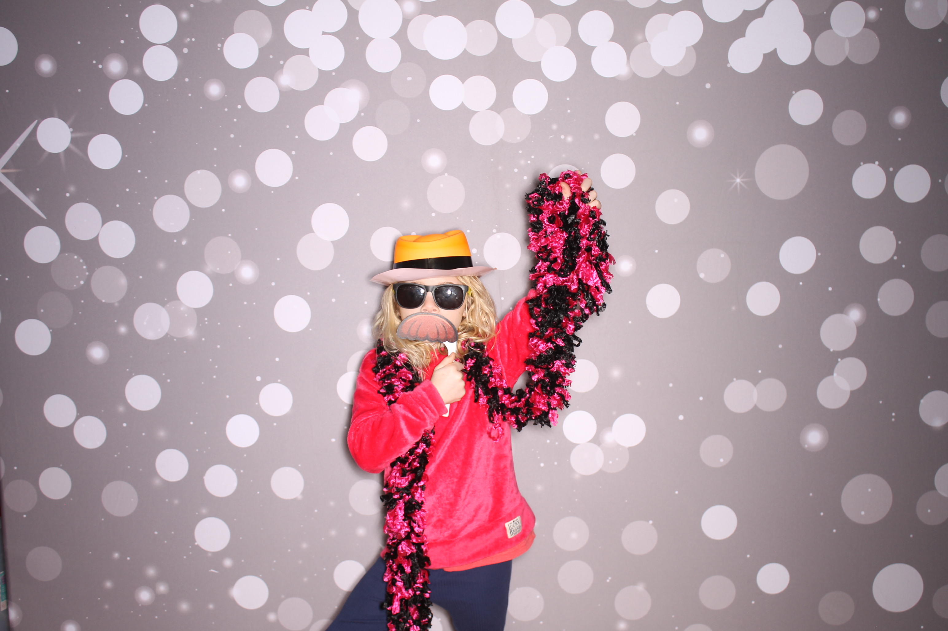 South Lebanon Elementary School Spring Frenzy | View more photos from the event at gallery.photoboothcincy.com/u/PhotoBoothCincy/South-Lebanon-Elementary-School-Spring-Frenzy