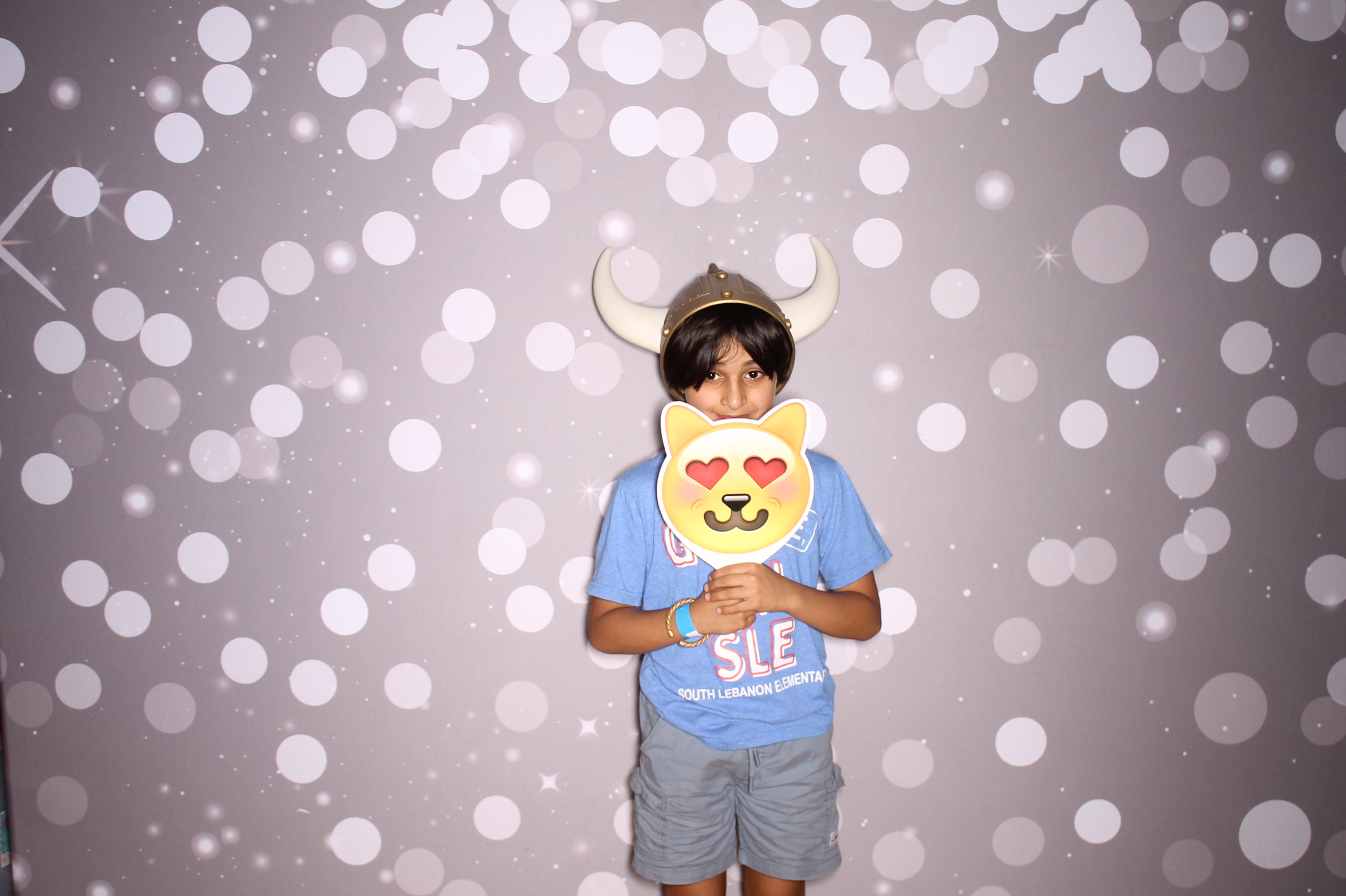 South Lebanon Elementary School Spring Frenzy | View more photos from the event at gallery.photoboothcincy.com/u/PhotoBoothCincy/South-Lebanon-Elementary-School-Spring-Frenzy