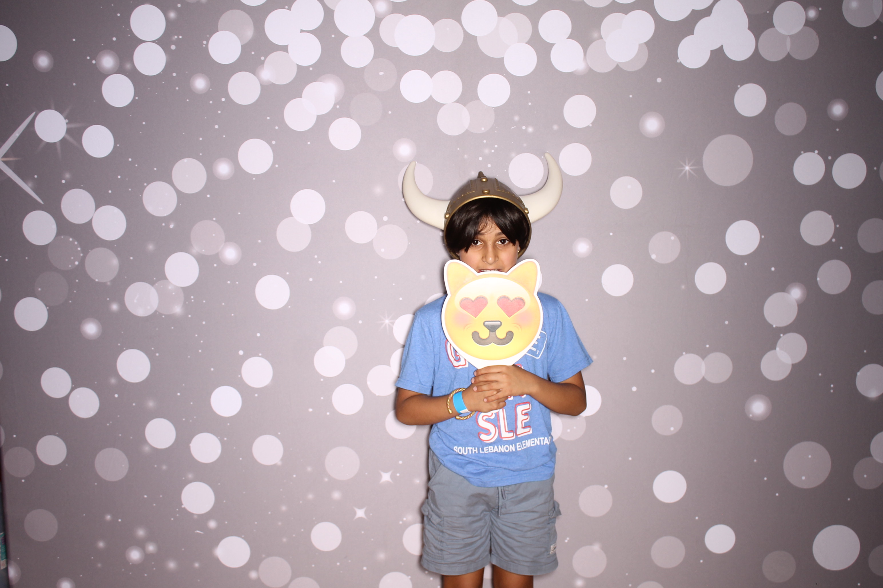 South Lebanon Elementary School Spring Frenzy | View more photos from the event at gallery.photoboothcincy.com/u/PhotoBoothCincy/South-Lebanon-Elementary-School-Spring-Frenzy