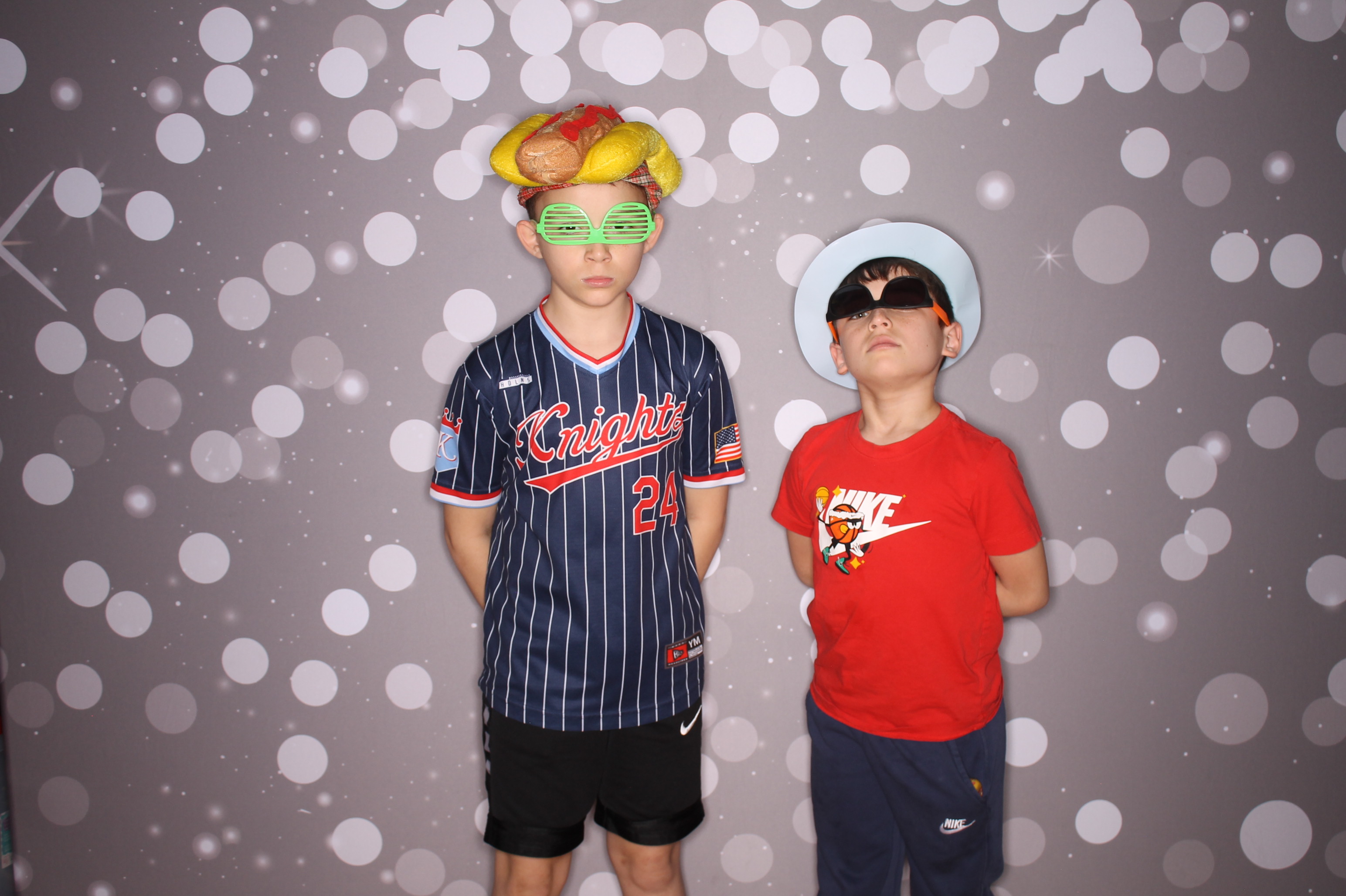 South Lebanon Elementary School Spring Frenzy | View more photos from the event at gallery.photoboothcincy.com/u/PhotoBoothCincy/South-Lebanon-Elementary-School-Spring-Frenzy