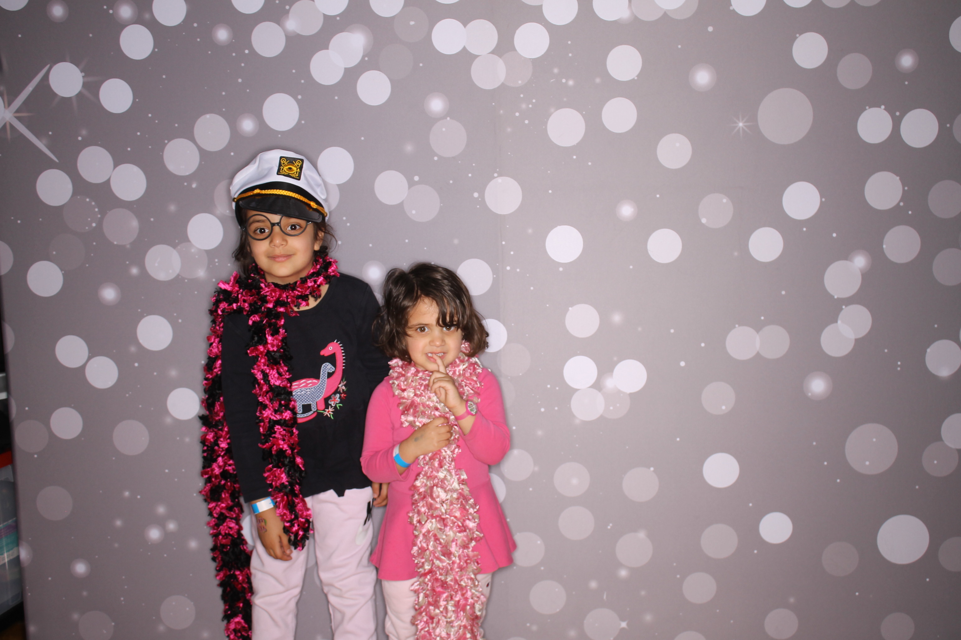 South Lebanon Elementary School Spring Frenzy | View more photos from the event at gallery.photoboothcincy.com/u/PhotoBoothCincy/South-Lebanon-Elementary-School-Spring-Frenzy