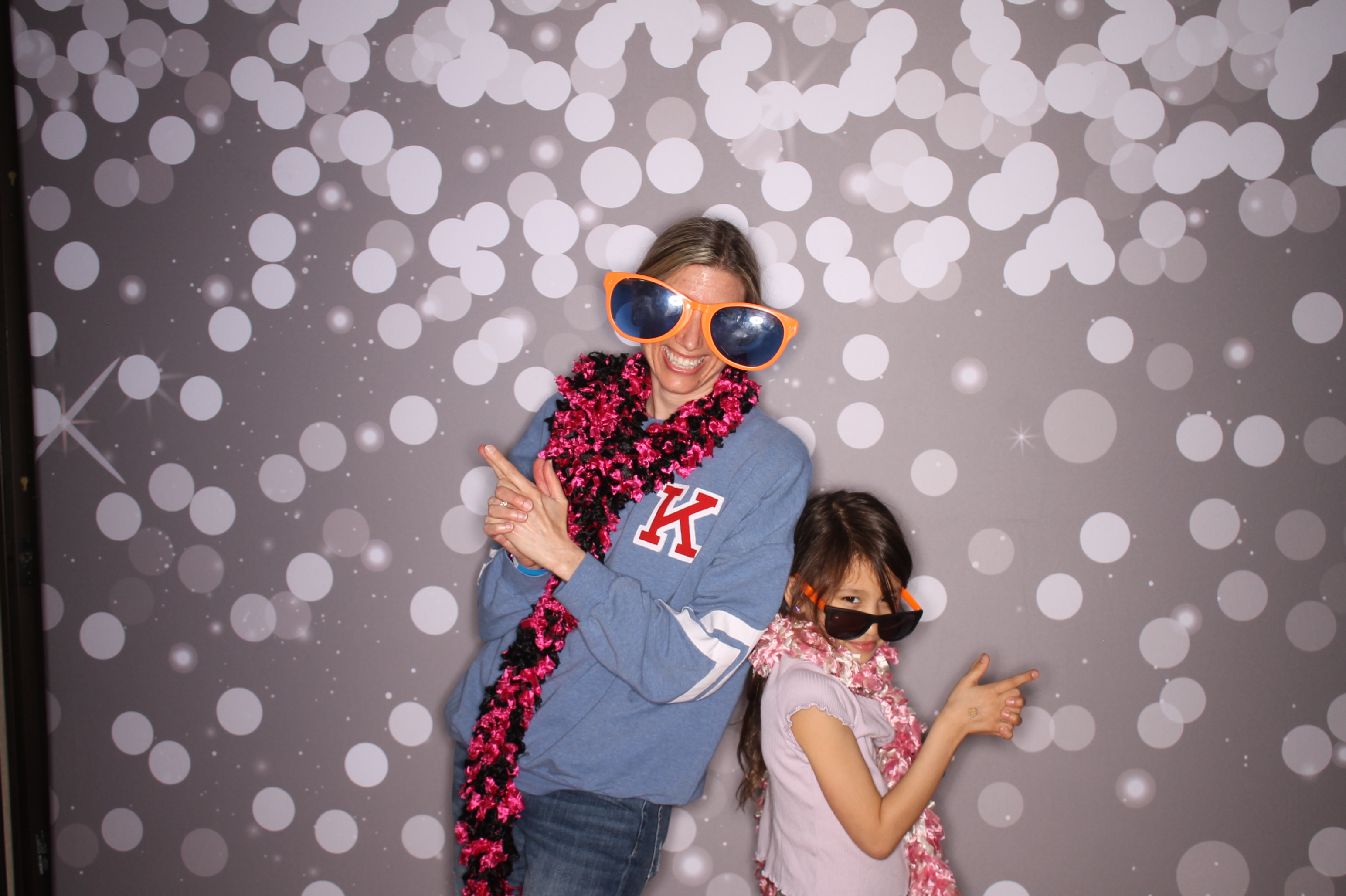 South Lebanon Elementary School Spring Frenzy | View more photos from the event at gallery.photoboothcincy.com/u/PhotoBoothCincy/South-Lebanon-Elementary-School-Spring-Frenzy