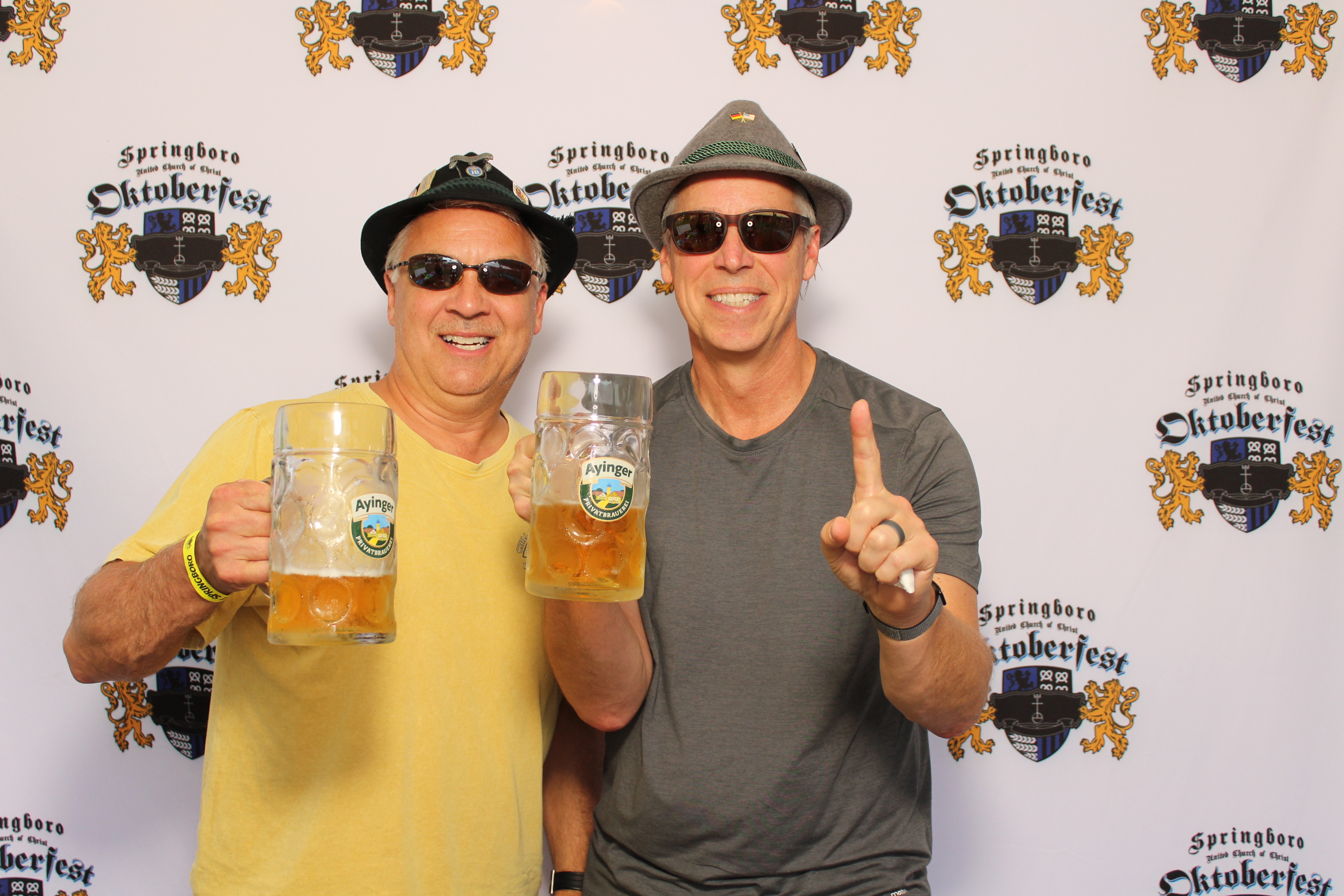 Springboro United Church of Christ Oktoberfest (Friday) | View more photos from the event at gallery.photoboothcincy.com/u/PhotoBoothCincy/Springboro-United-Church-of-Christ-Oktoberfest-Friday