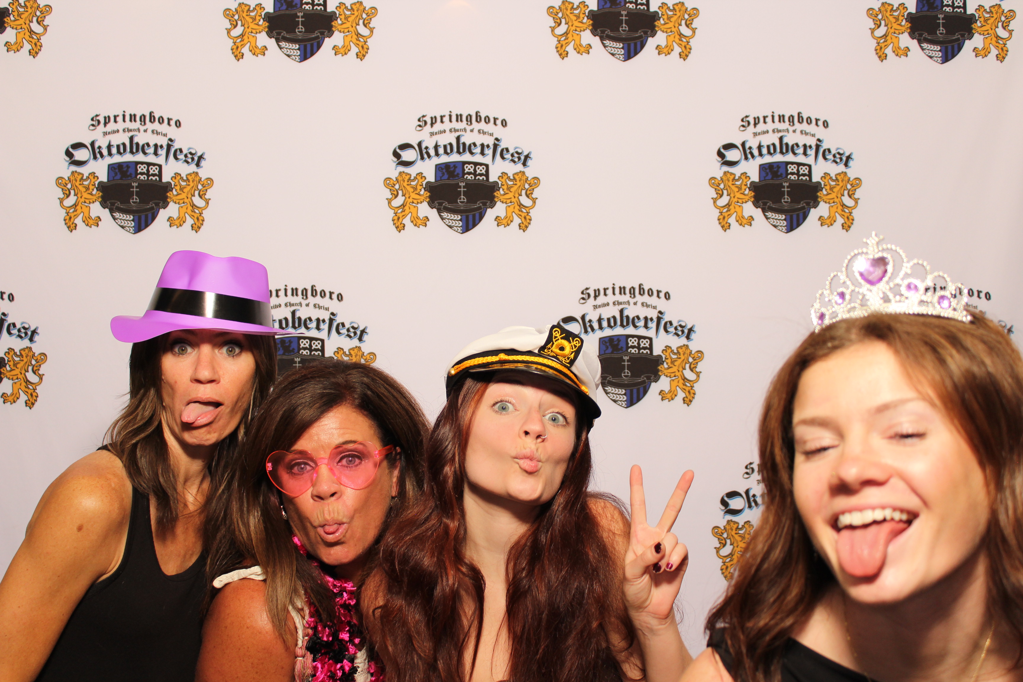 Springboro United Church of Christ Oktoberfest (Friday) | View more photos from the event at gallery.photoboothcincy.com/u/PhotoBoothCincy/Springboro-United-Church-of-Christ-Oktoberfest-Friday