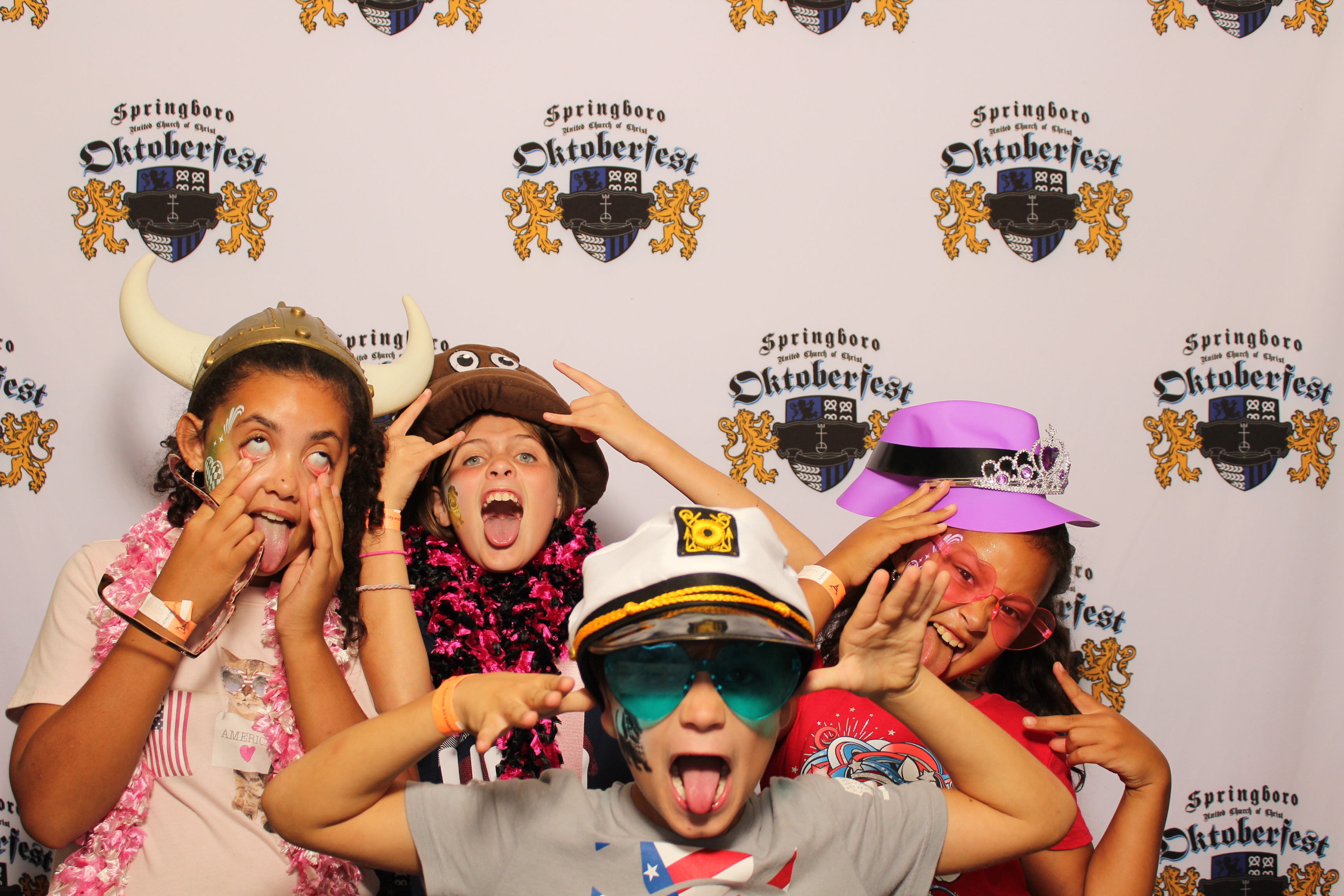 Springboro United Church of Christ Oktoberfest (Friday) | View more photos from the event at gallery.photoboothcincy.com/u/PhotoBoothCincy/Springboro-United-Church-of-Christ-Oktoberfest-Friday