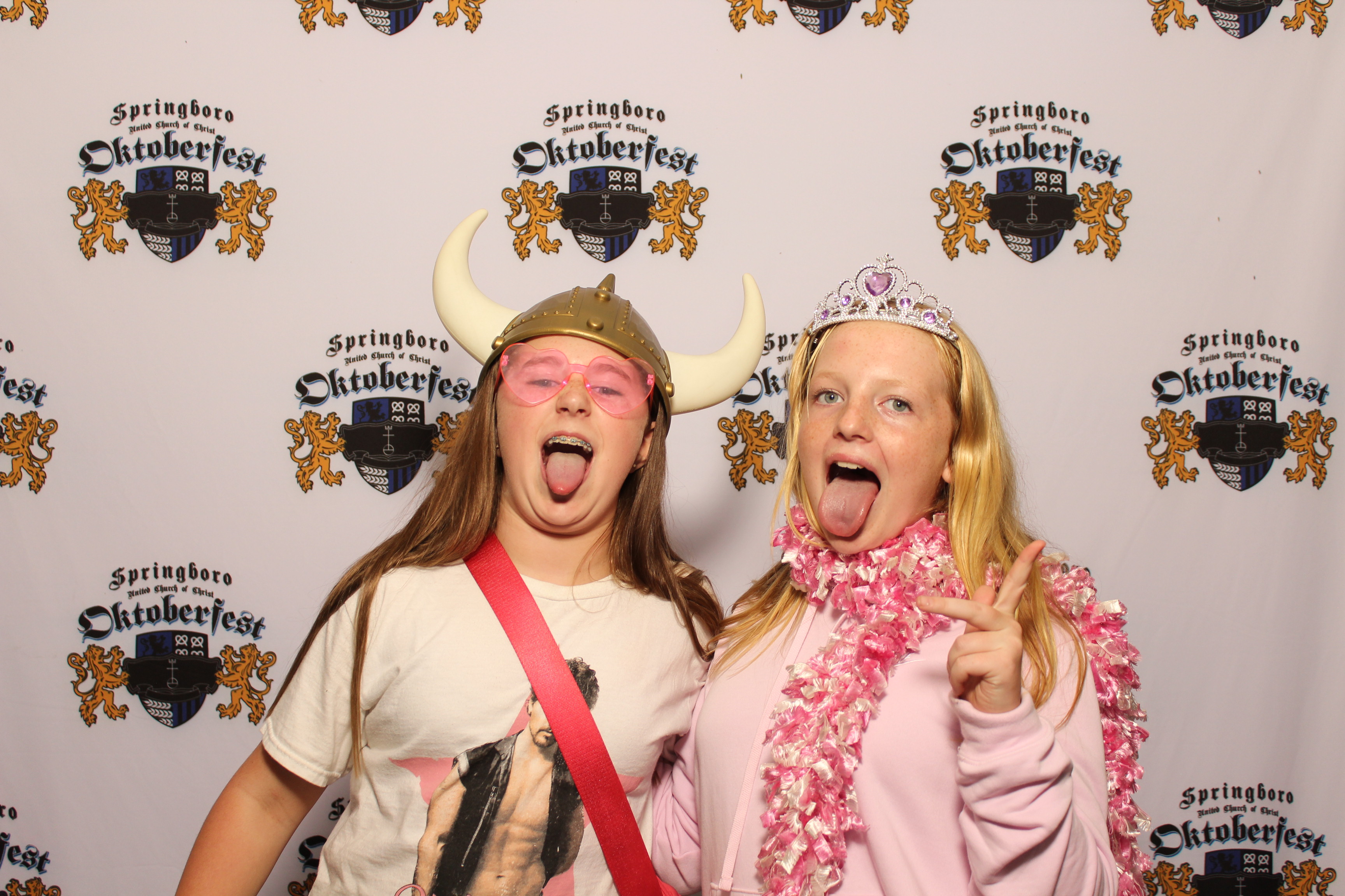 Springboro United Church of Christ Oktoberfest (Friday) | View more photos from the event at gallery.photoboothcincy.com/u/PhotoBoothCincy/Springboro-United-Church-of-Christ-Oktoberfest-Friday