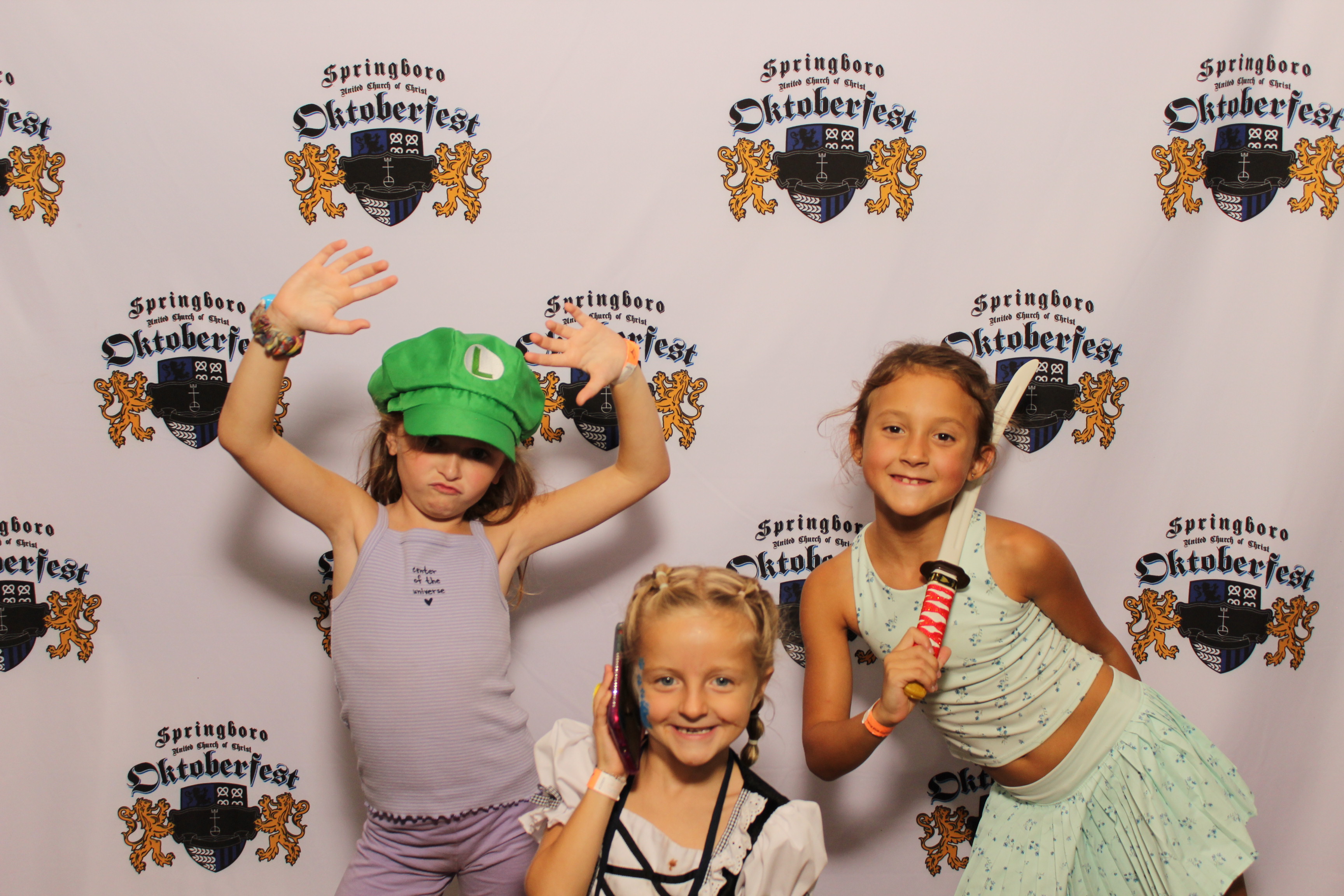 Springboro United Church of Christ Oktoberfest (Friday) | View more photos from the event at gallery.photoboothcincy.com/u/PhotoBoothCincy/Springboro-United-Church-of-Christ-Oktoberfest-Friday