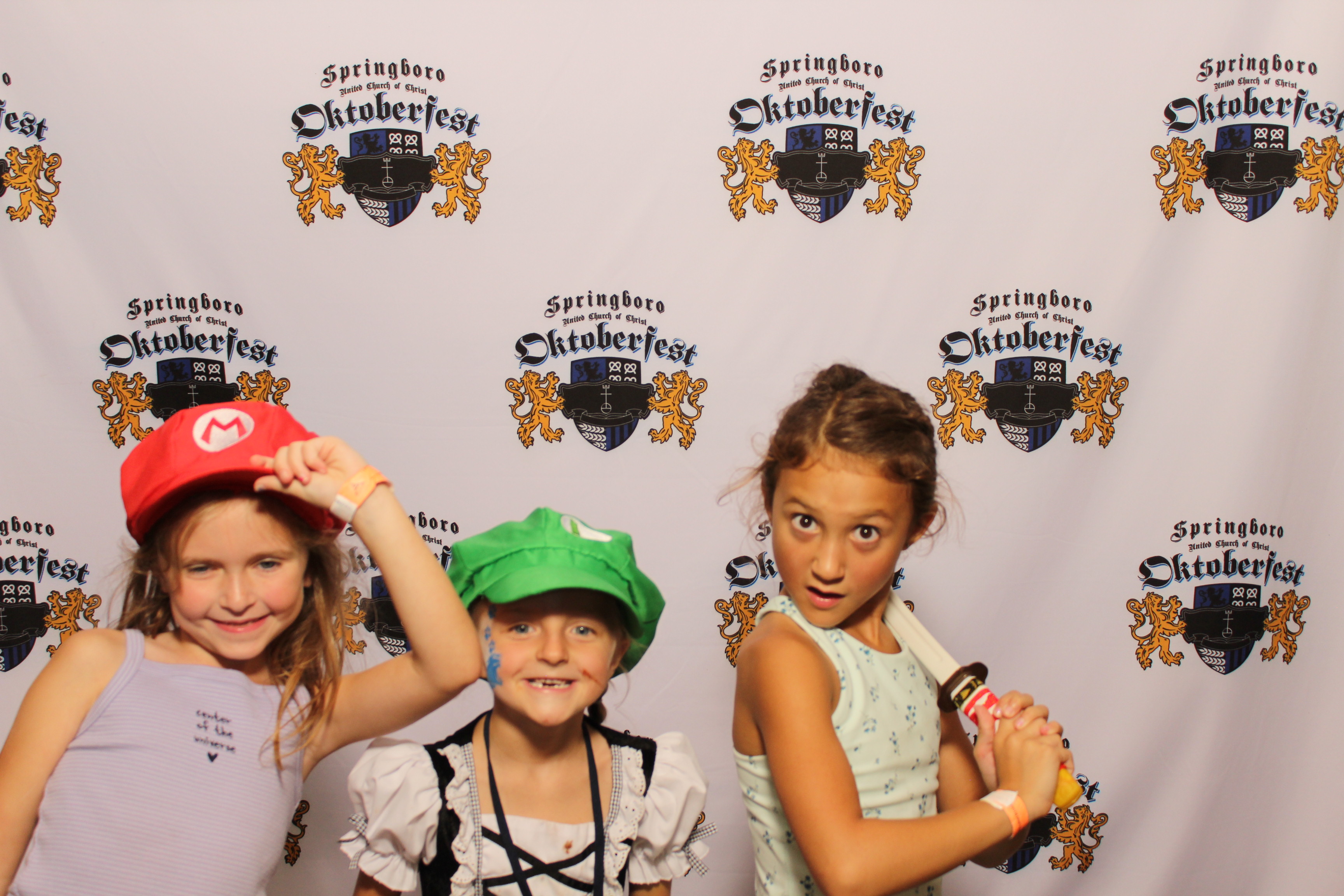 Springboro United Church of Christ Oktoberfest (Friday) | View more photos from the event at gallery.photoboothcincy.com/u/PhotoBoothCincy/Springboro-United-Church-of-Christ-Oktoberfest-Friday