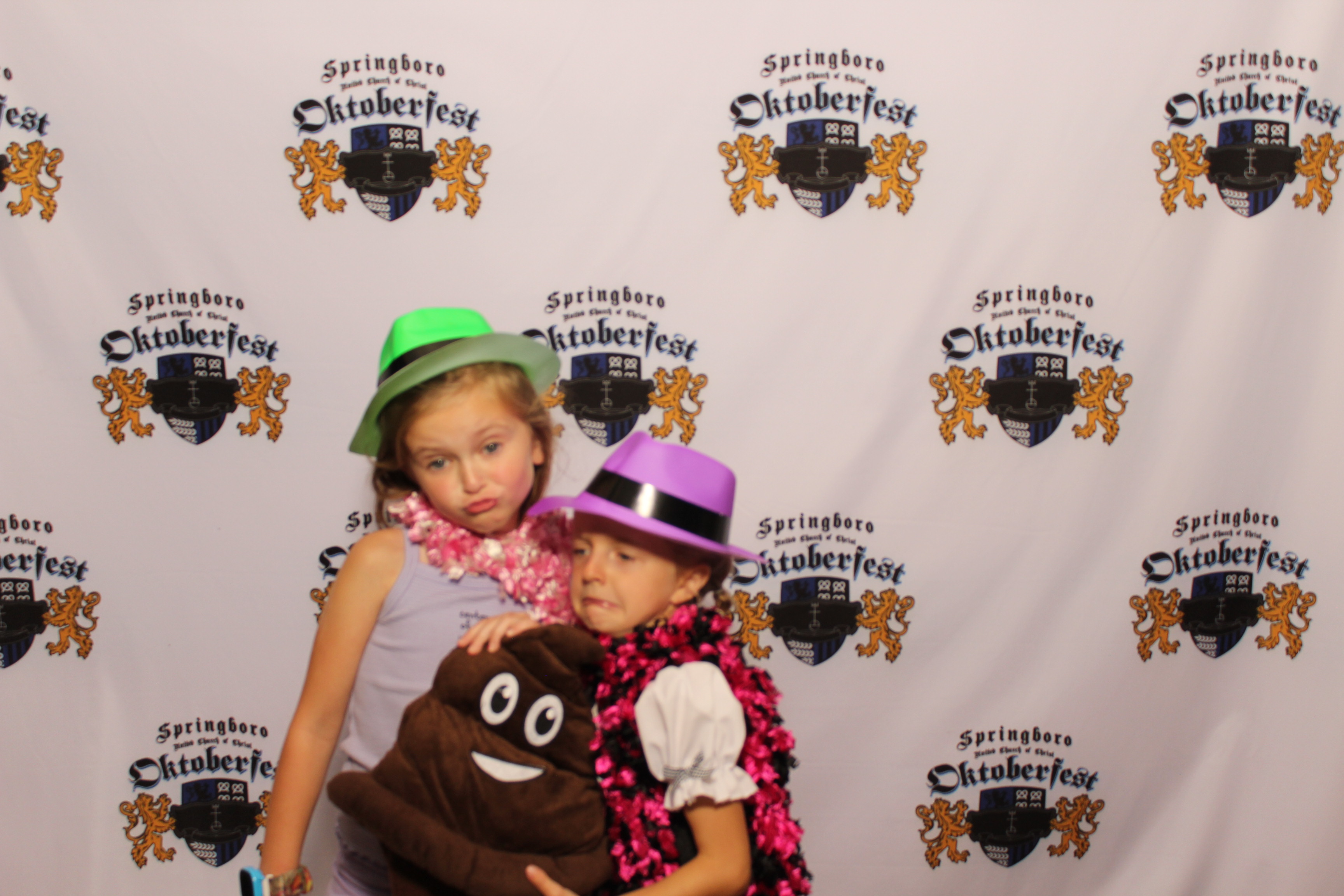 Springboro United Church of Christ Oktoberfest (Friday) | View more photos from the event at gallery.photoboothcincy.com/u/PhotoBoothCincy/Springboro-United-Church-of-Christ-Oktoberfest-Friday