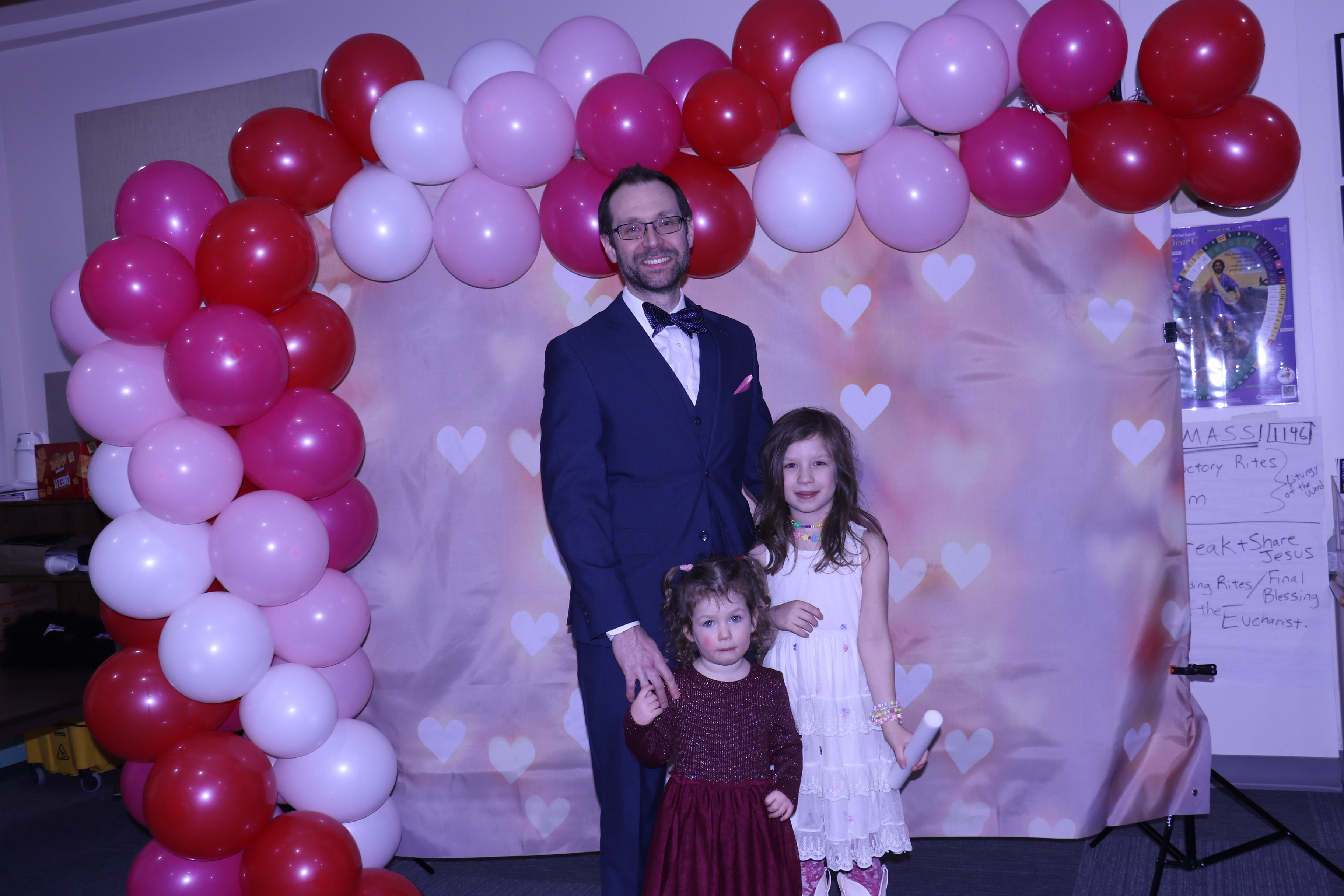 St. John Father Daughter Dance | View more photos from the event at gallery.photoboothcincy.com/u/PhotoBoothCincy/St-John-Father-Daughter-Dance
